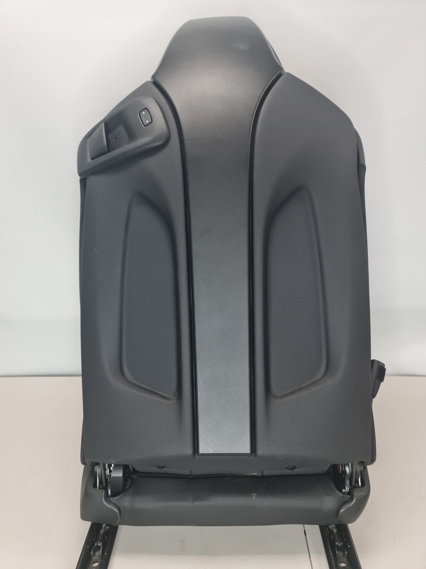 PASSENGER SIDE F87 M2 COMPETITION FRONT SEAT LEATHER