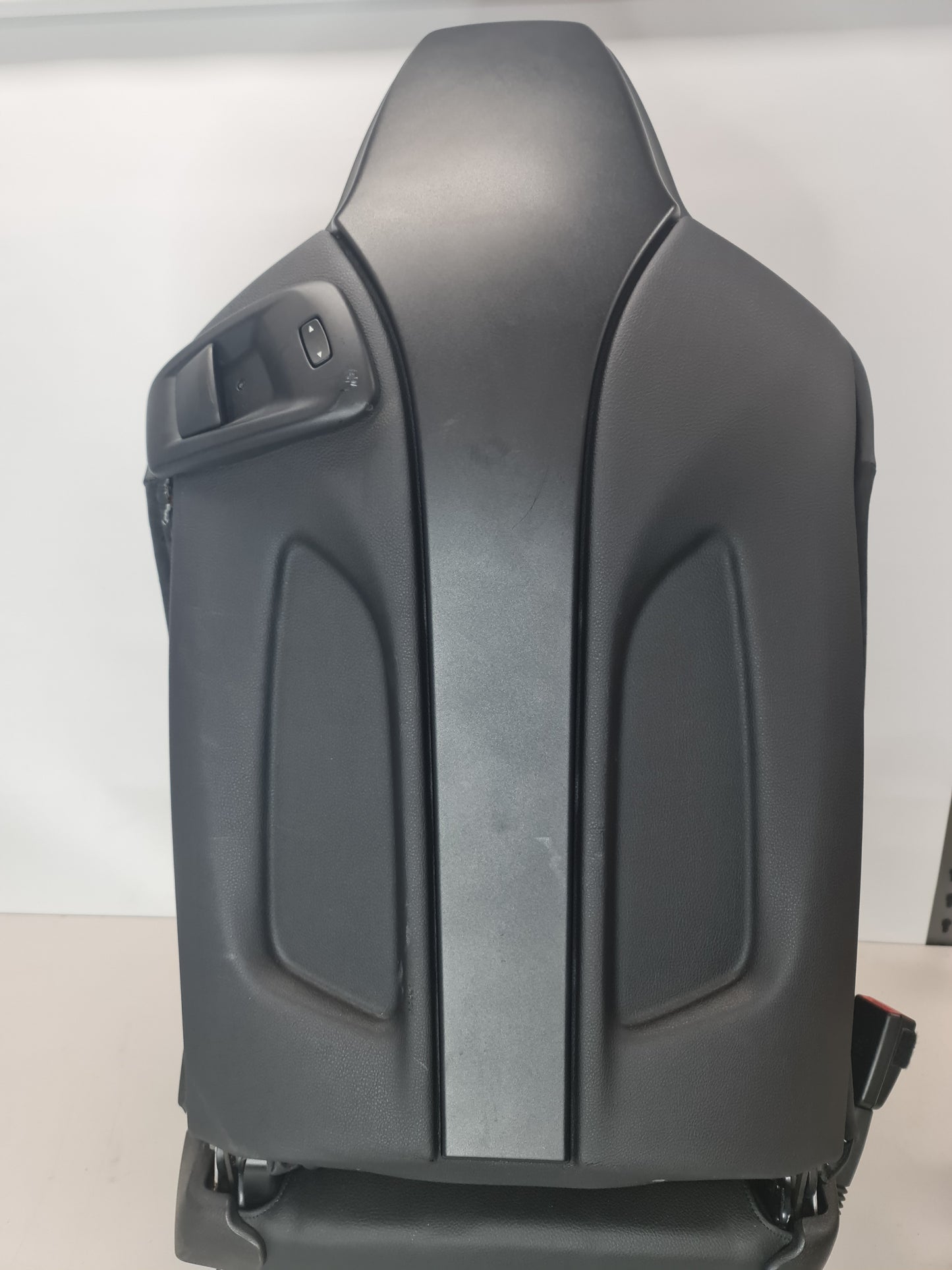 PASSENGER SIDE F87 M2 COMPETITION FRONT SEAT LEATHER