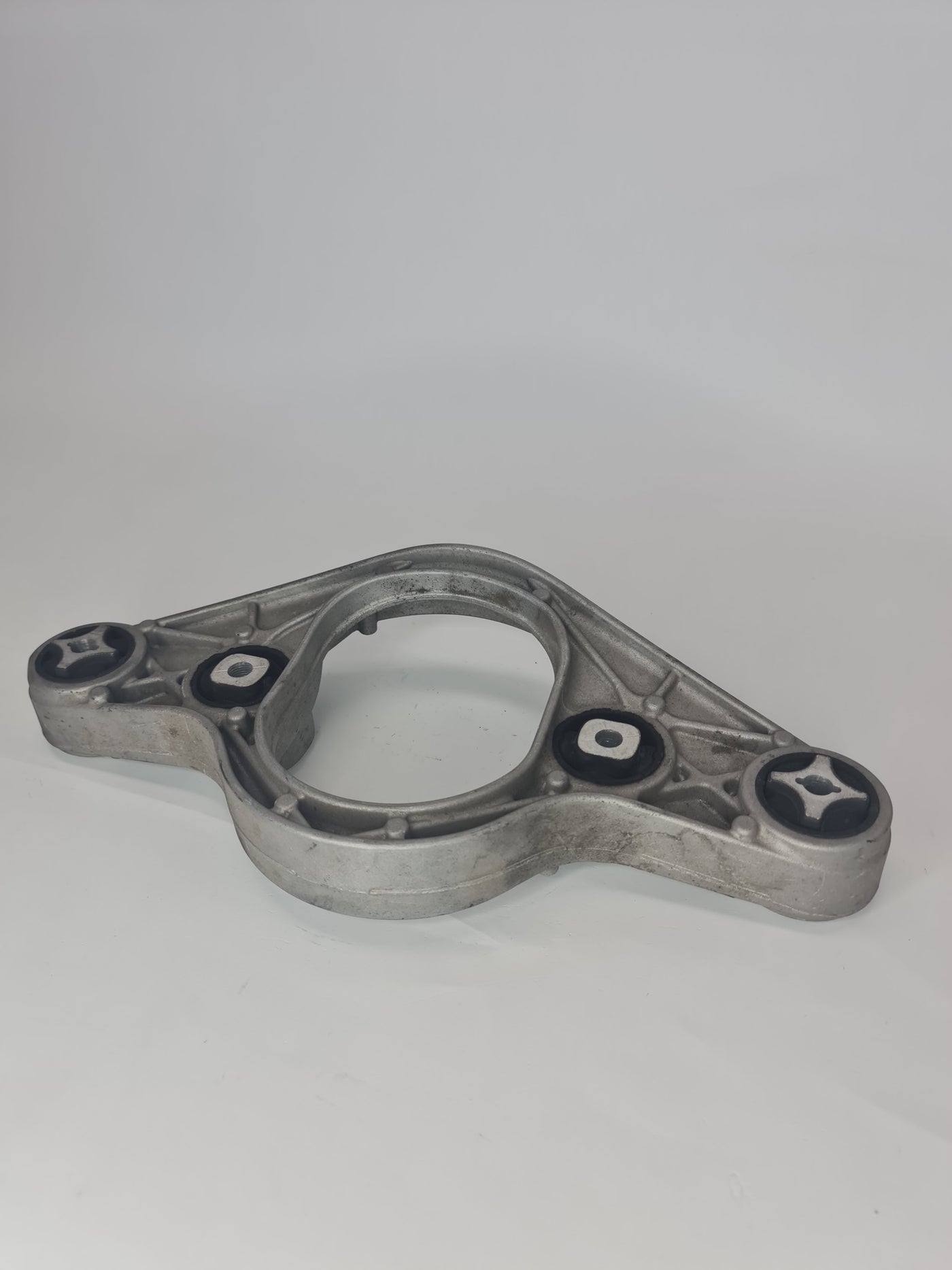 BMW F80 F82 F32 F30 435 M4 M3 Differential Diff Brace Mount Bracket Front - MPerformance.parts
