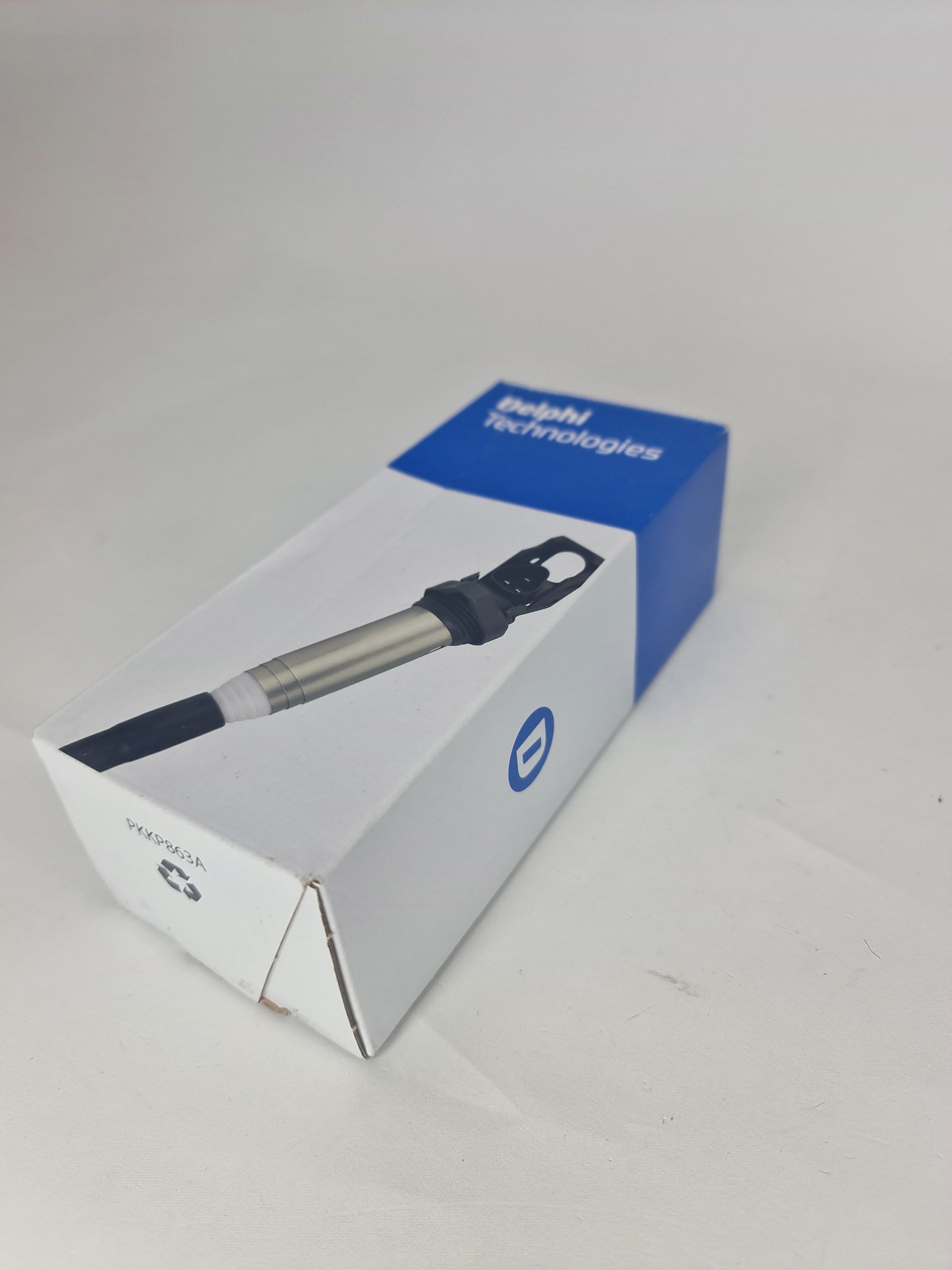 Delphi GN10571-11B1 ignition coil for BMW 1-7 Series and Mini Cooper, featuring high-quality automotive ignition components.