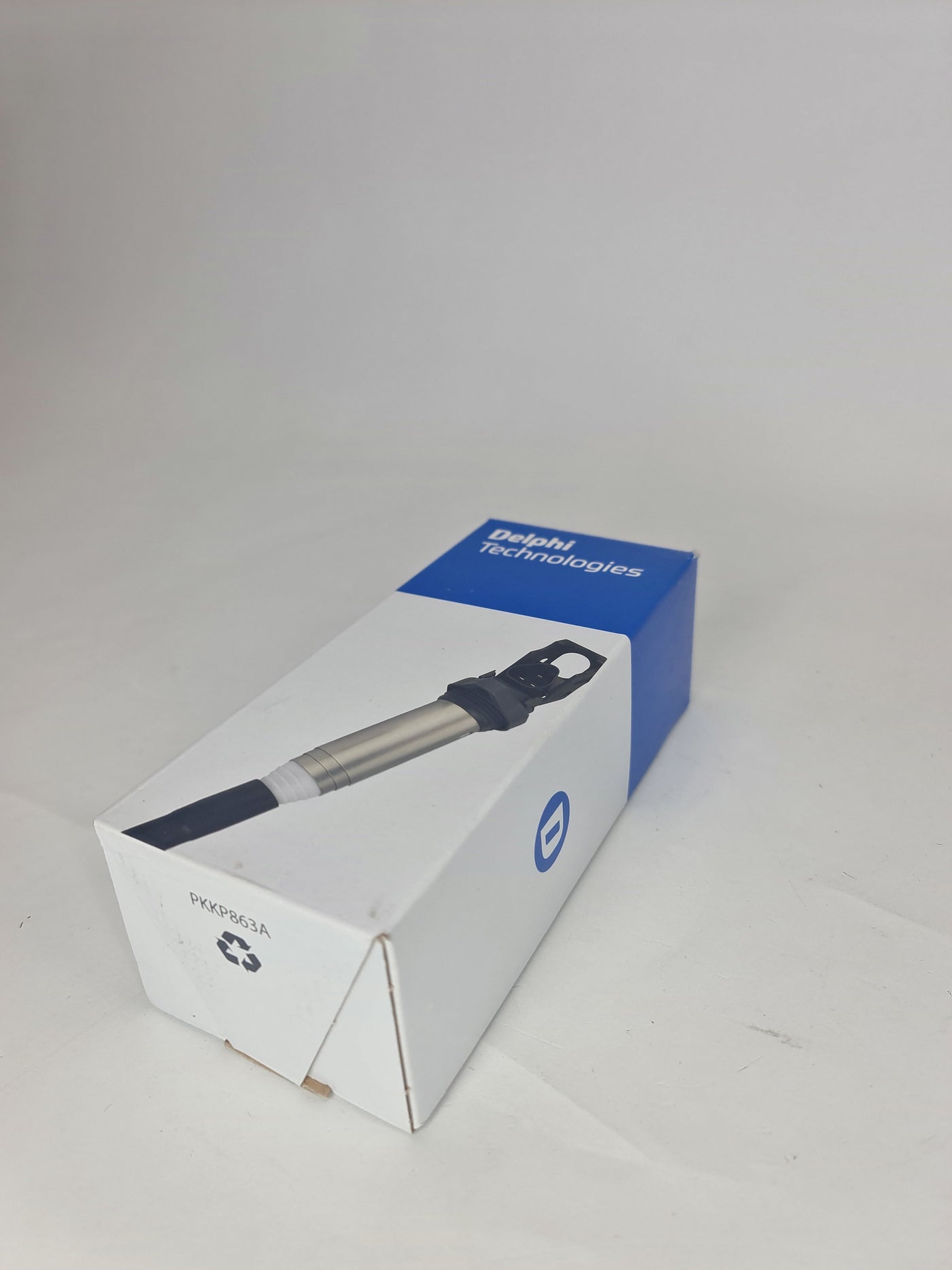 Delphi GN10571-11B1 ignition coil for BMW 1 2 3 4 5 6 7 Series Mini Cooper One, showing the coil and connectors.