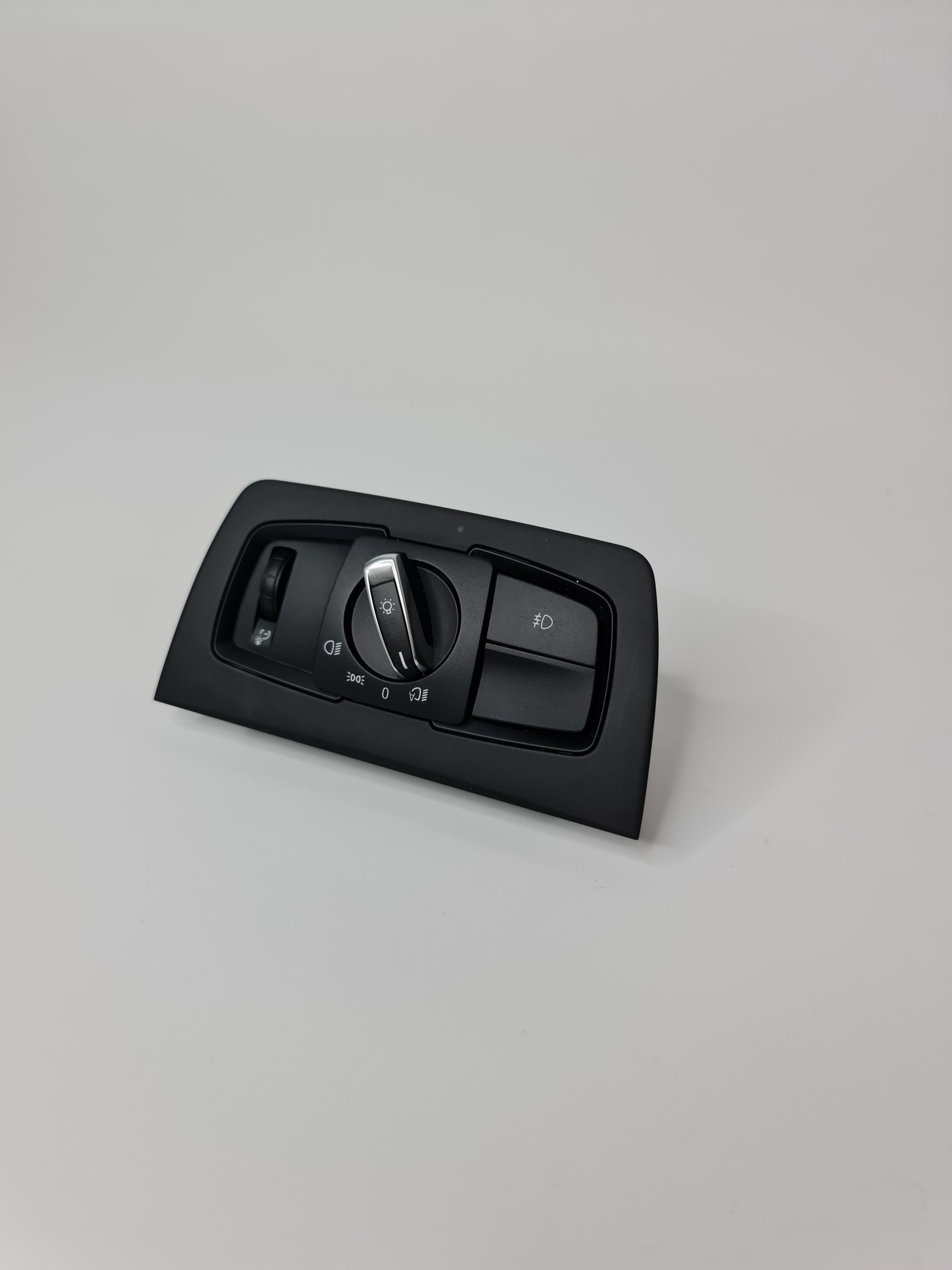 BMW M3 F80 HEADLIGHT CONTROL SWITCH 9393943-02 - MPerformance.parts