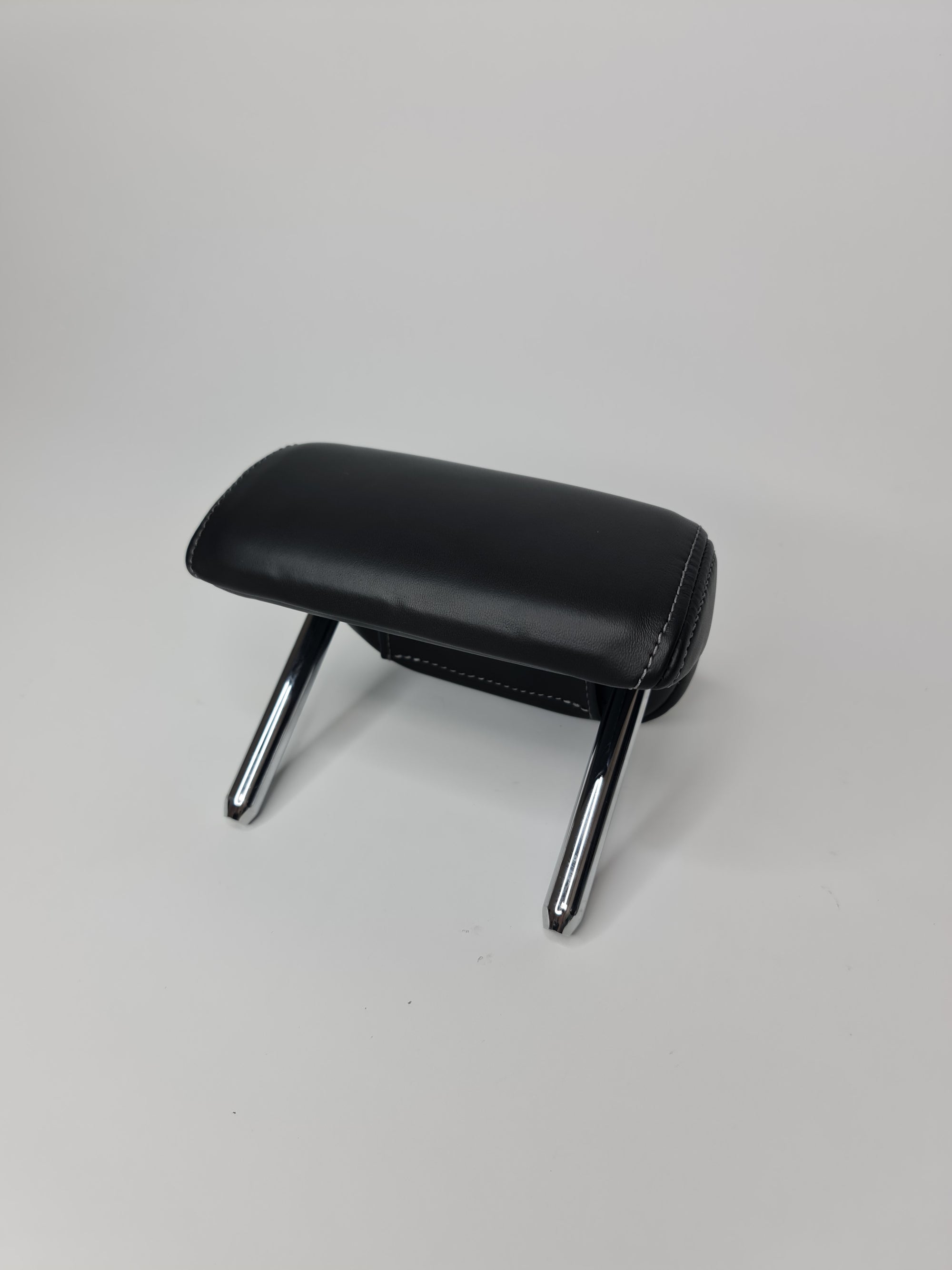 BMW M3 F80 3.0L - REAR SEAT Headrest / HEAD REST (Center) 8058150 - MPerformance.parts