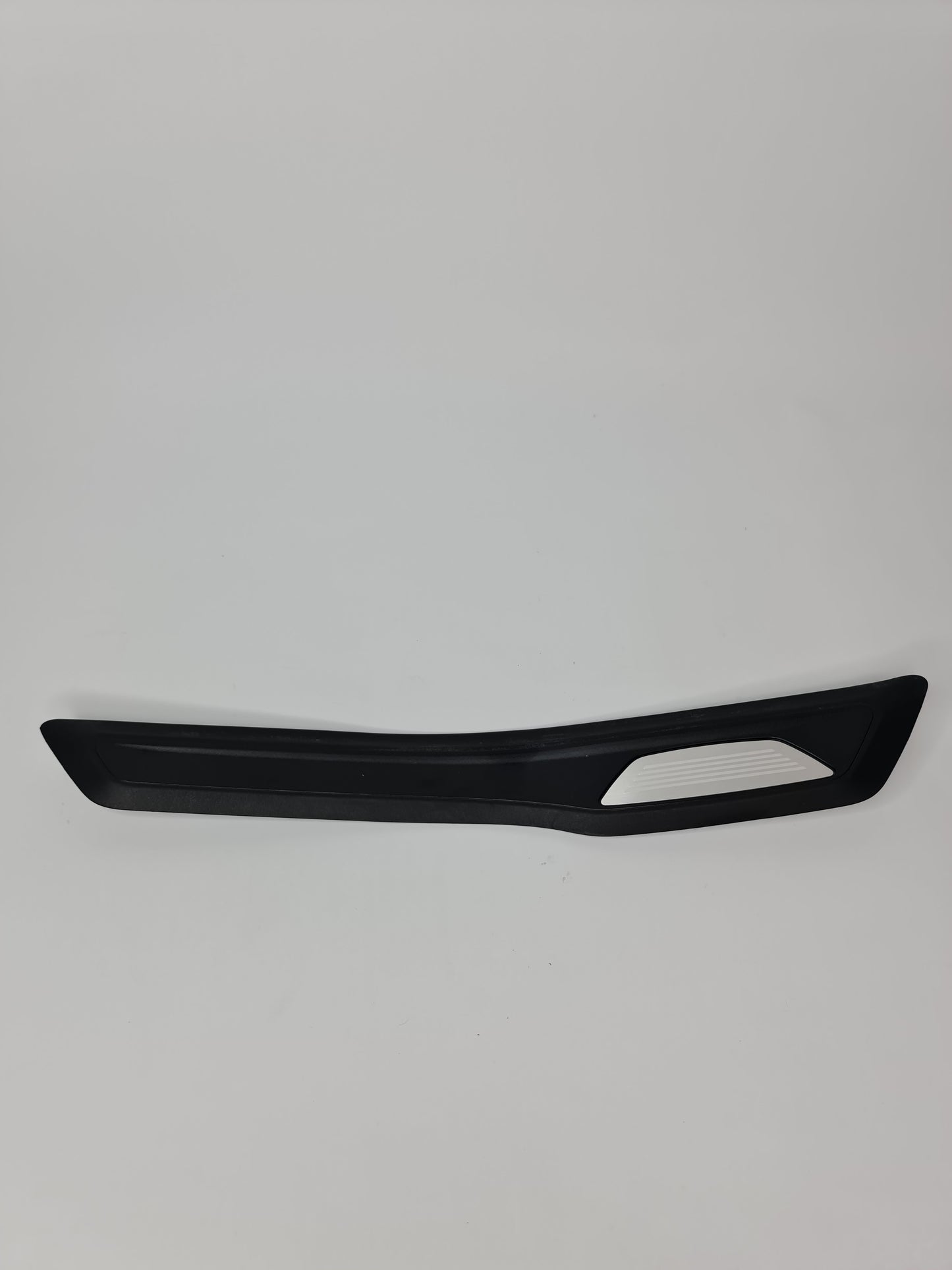 2012-2019 BMW 51-47-7-263-314 BMW 51477263314 Rear Right Entrance Cover 7263314 - MPerformance.parts