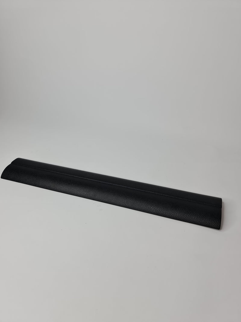BMW F30 3 Series front left door sill trim with model number 7221915, for 2015 RHD vehicles, close-up view.