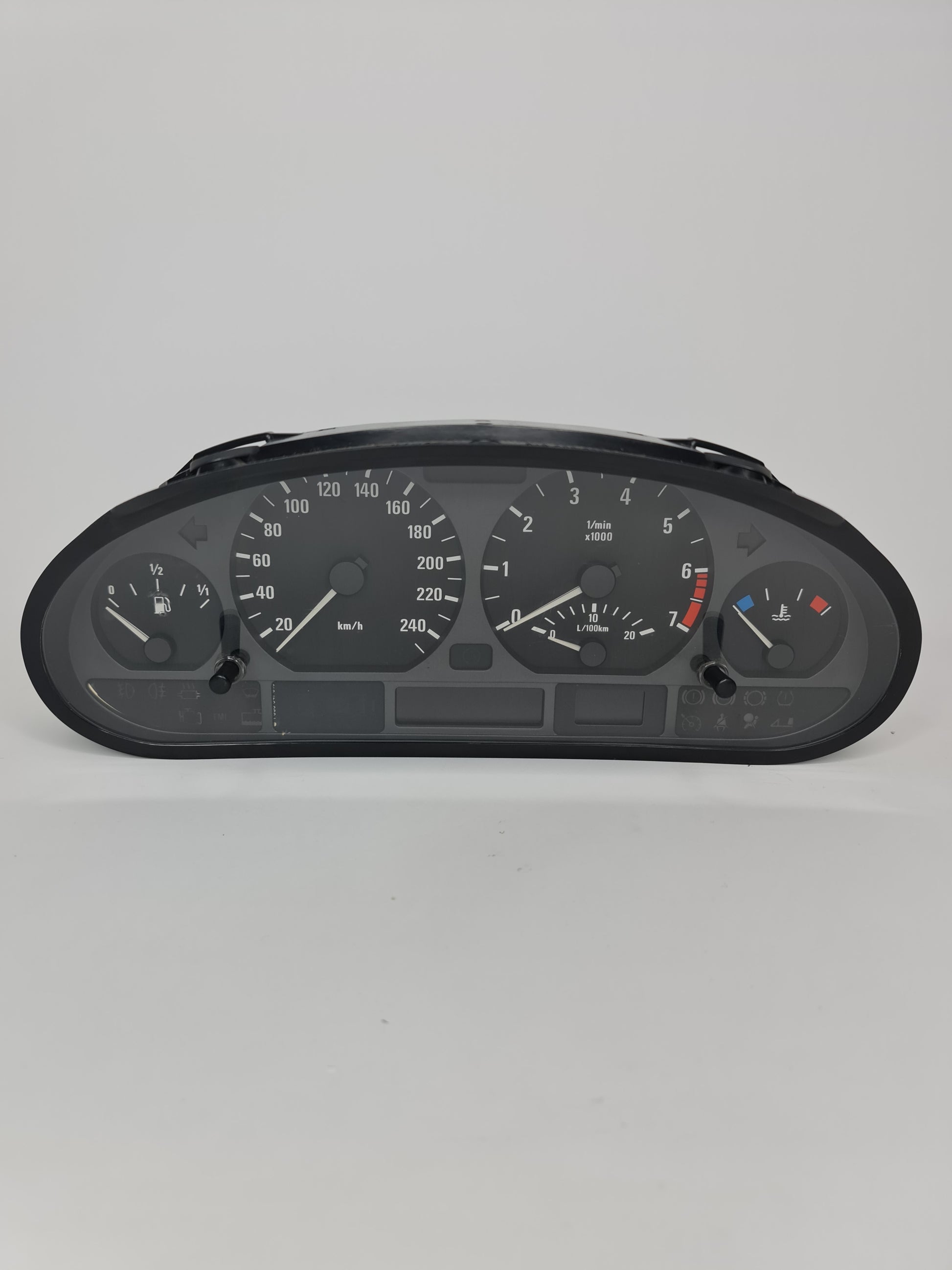 BMW e46 Automatic Gauge Cluster - MPerformance.parts