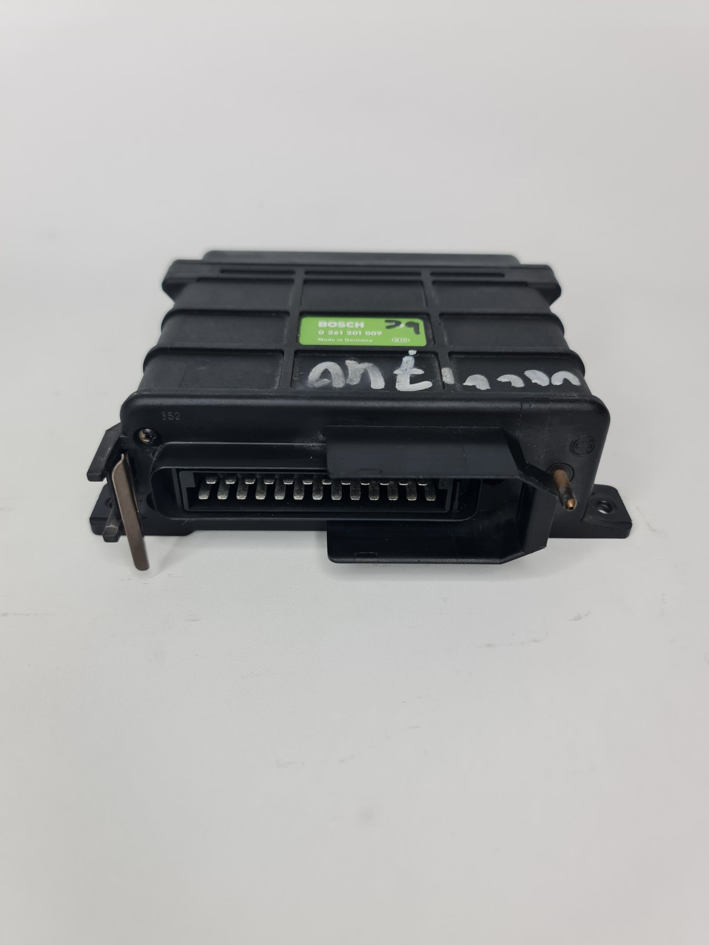 VOLVO 85 740 ECU EZK IG OE# 0261201009