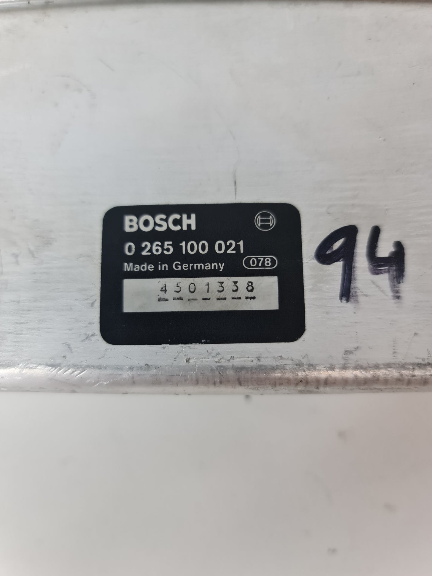 BMW E23 733i 735i ABS Brake Module Computer ECU Bosch 0265100021 - MPerformance.parts