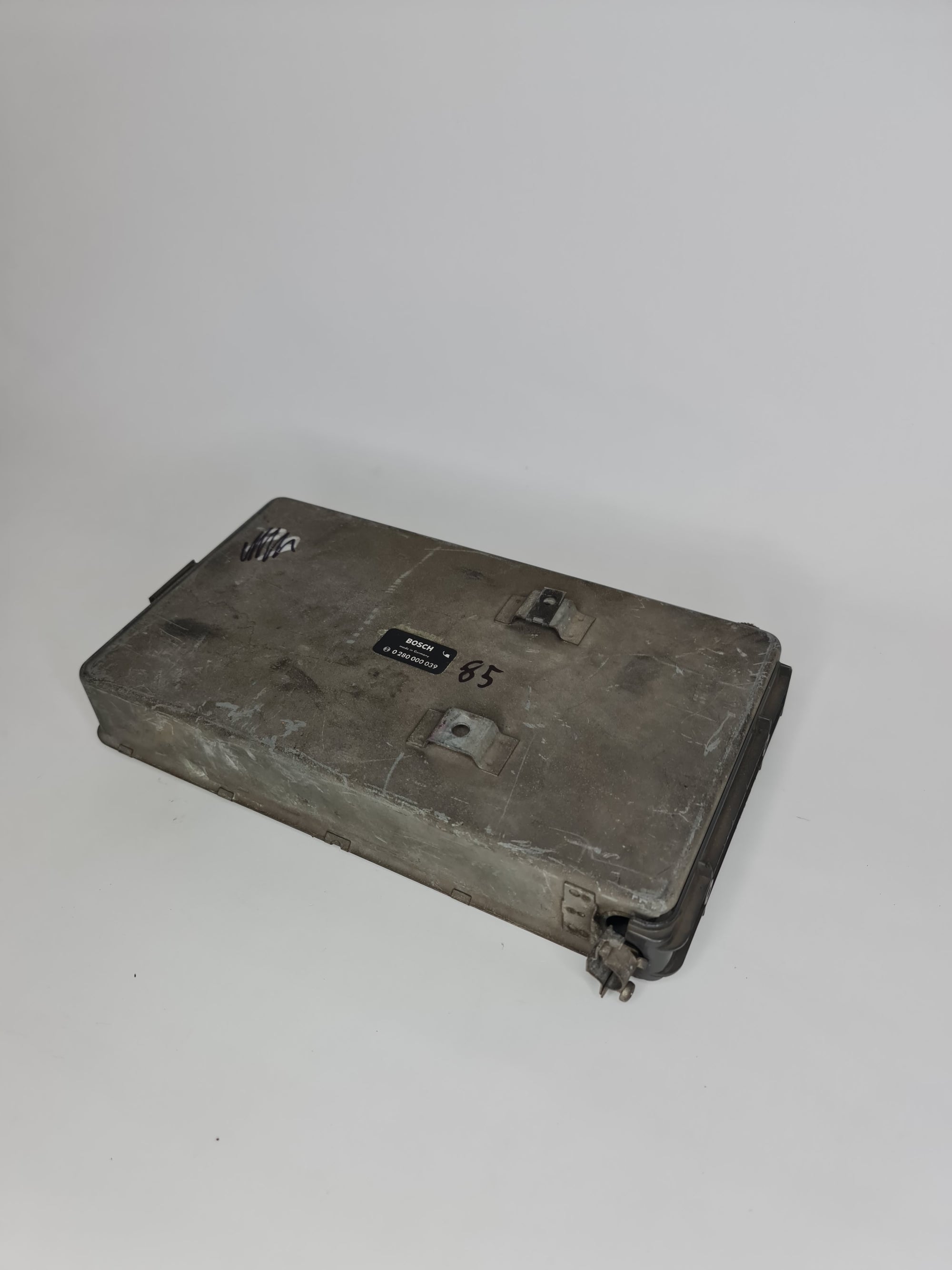 1972-1974 SAAB 99 2.0L A/T Engine Computer Module ECM ECU PCM 0280000039 - MPerformance.parts