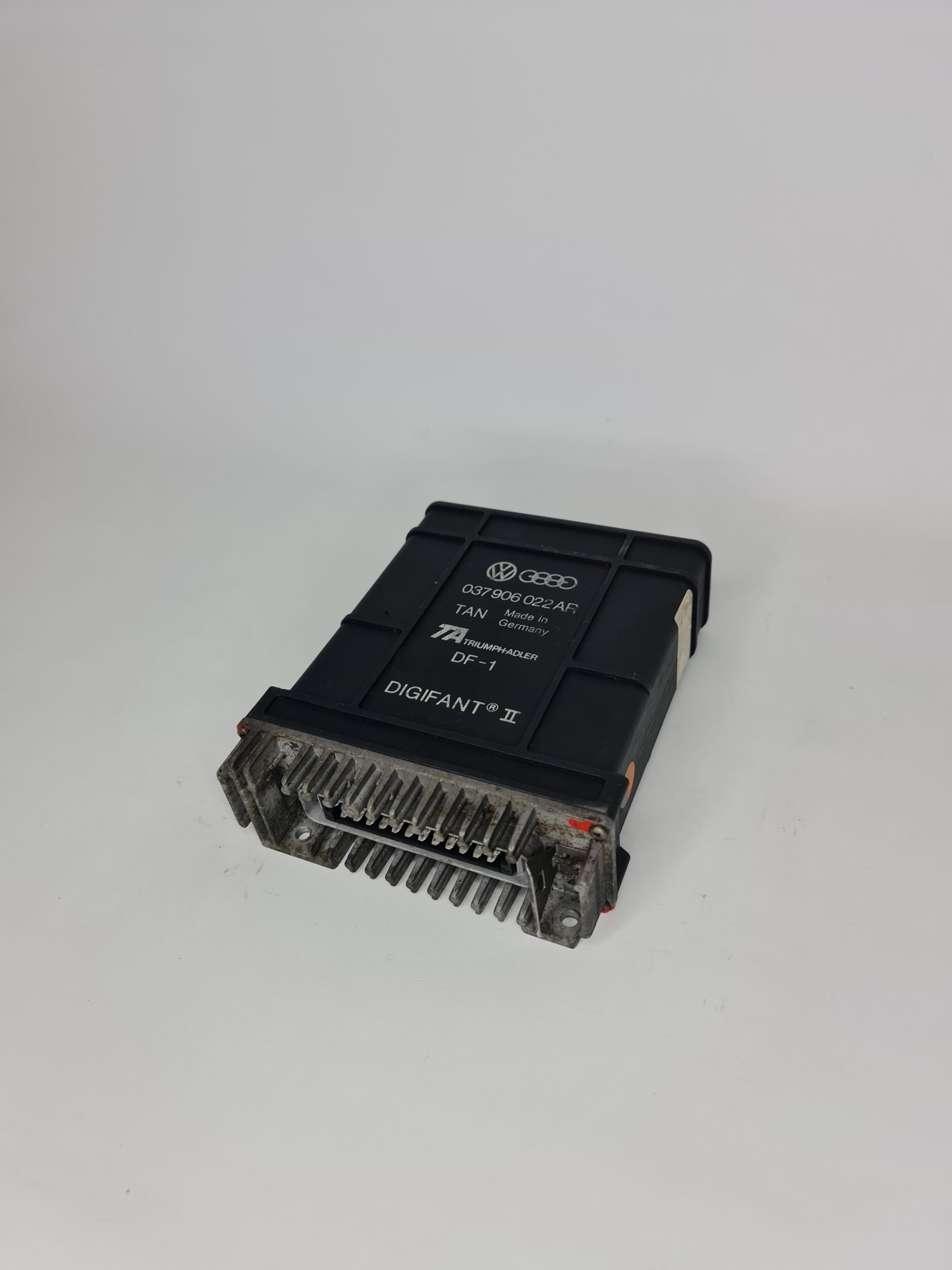 AUDI 80 90 B4 ECU ENGINE CONTROL MODULE UNIT - MPerformance.parts