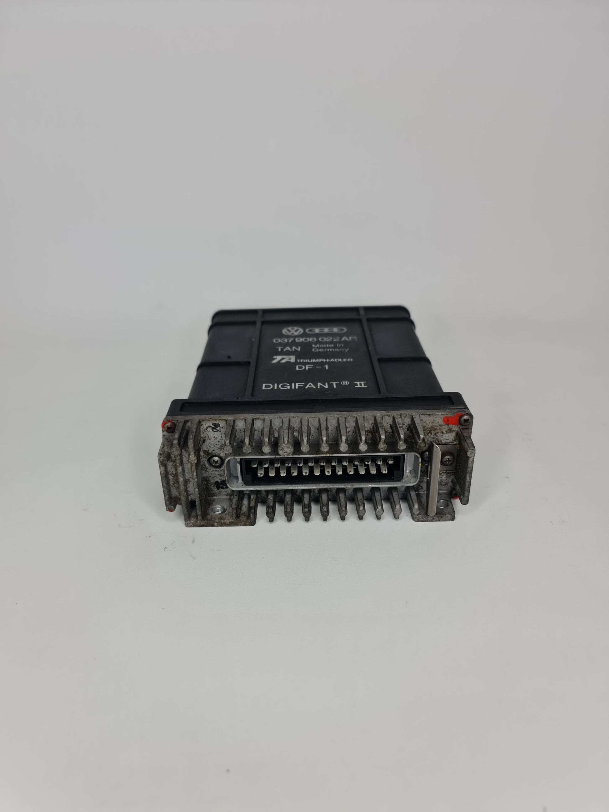 AUDI 80 90 B4 ECU ENGINE CONTROL MODULE UNIT - MPerformance.parts