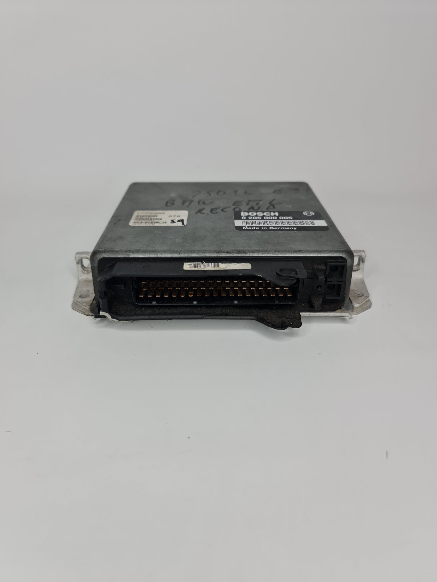 BMW Computer Module Bosch 750il E32 - MPerformance.parts