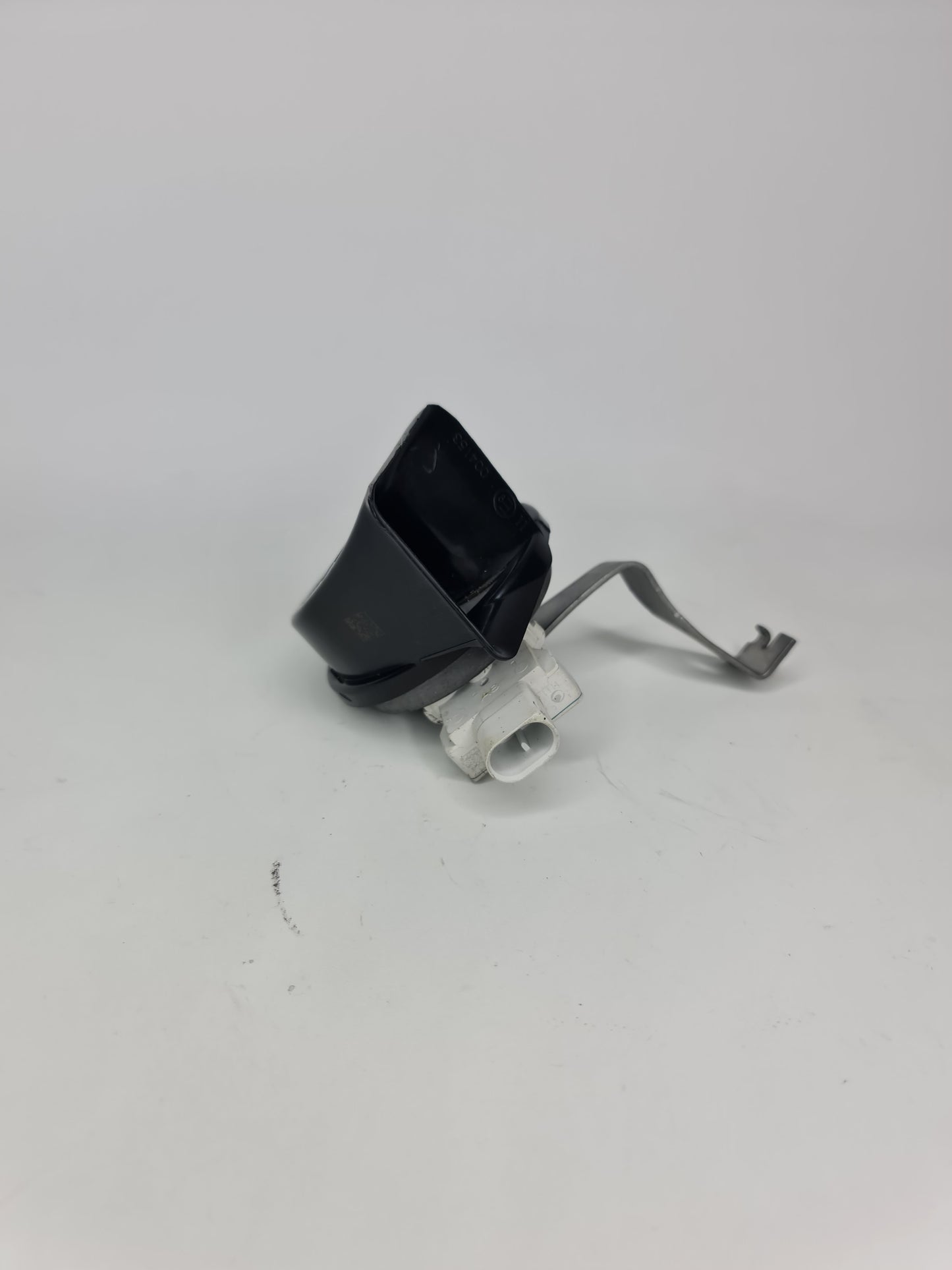 BMW 3 SERIES G80 Treble Fanfare Horn 8081756