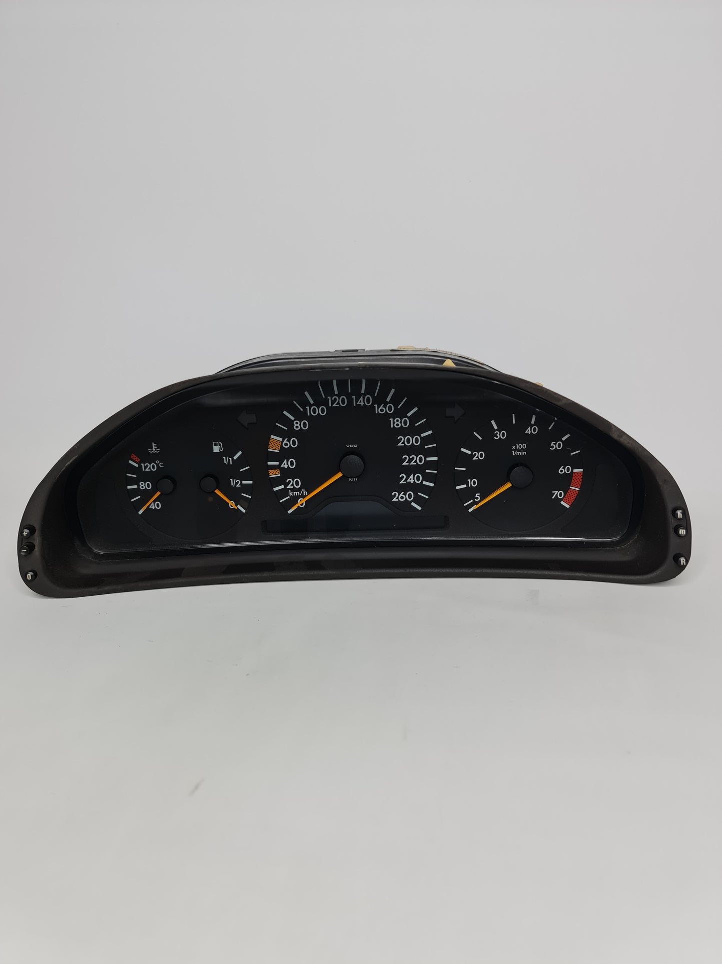 59362 Instrument Cluster Tachometer 2105409547 84570250 - MPerformance.parts