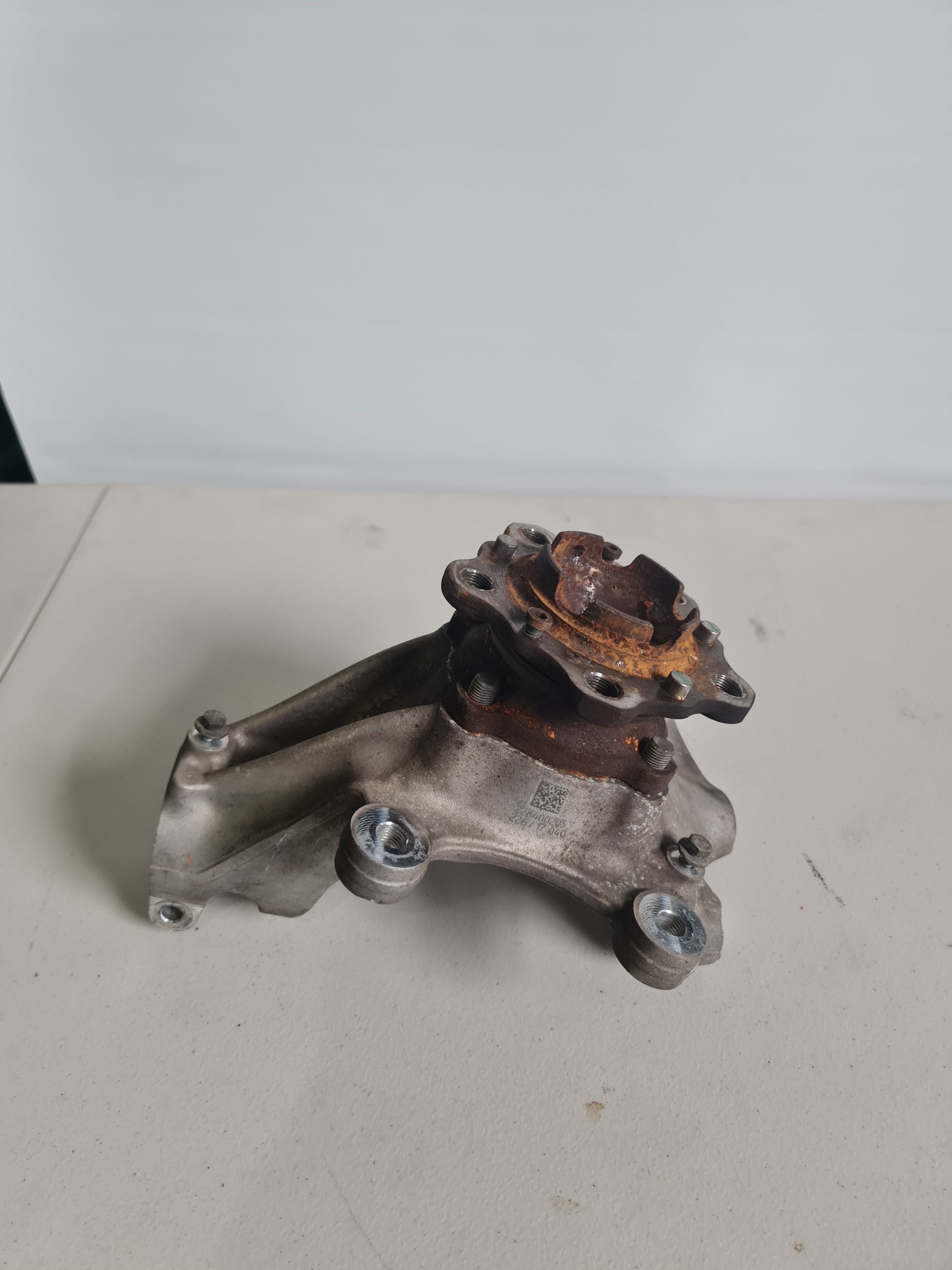 BMW F80 F82 F87 M2 M3 M4 Front Hub Carrier Steering Knuckle (Right) 31212284002 2284002 05 - MPerformance.parts