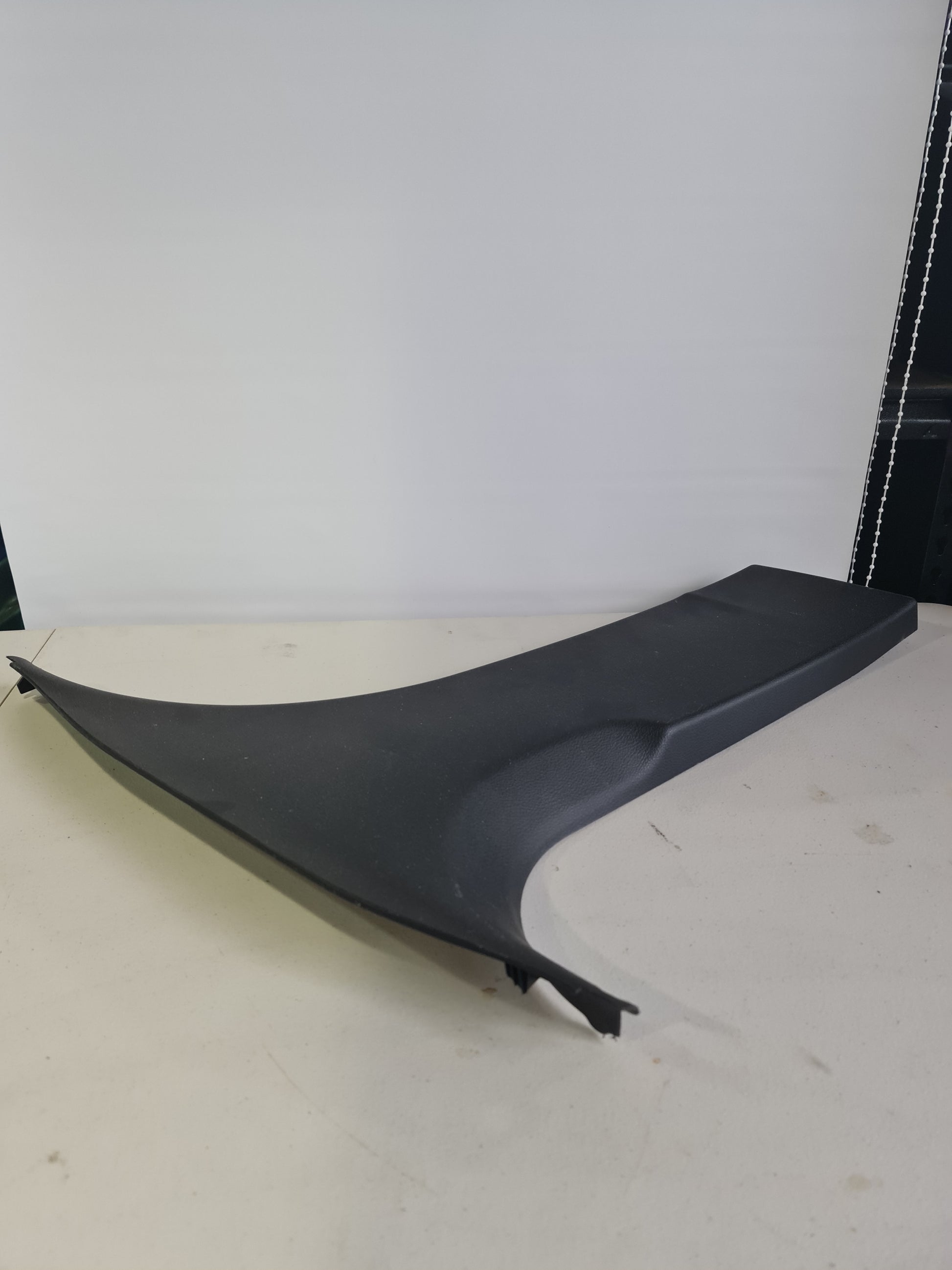 BMW 3 F30 B-Pillar Right Side Cover Trim 7221002 2012 2.0 D 135 KW 51432993514 - MPerformance.parts