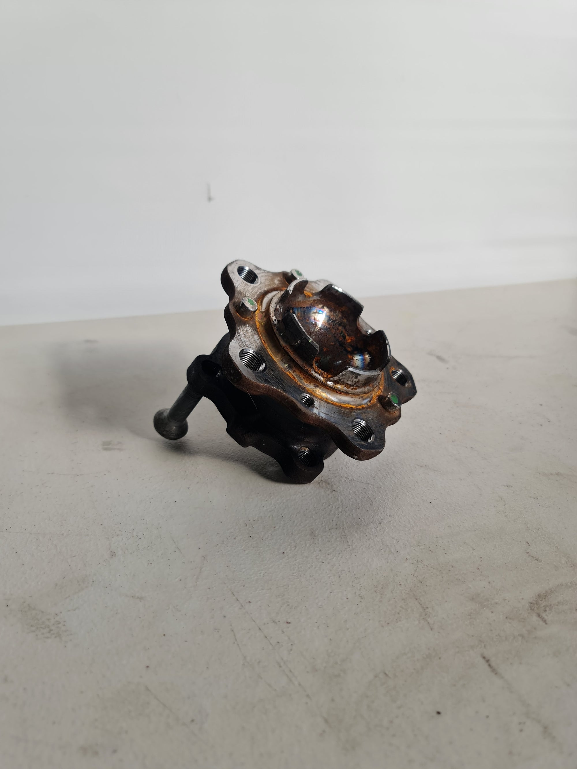 BMW front wheel hub with bearing, model 2015-2020, showing the wheel hub assembly with integrated bearing for vehicles.