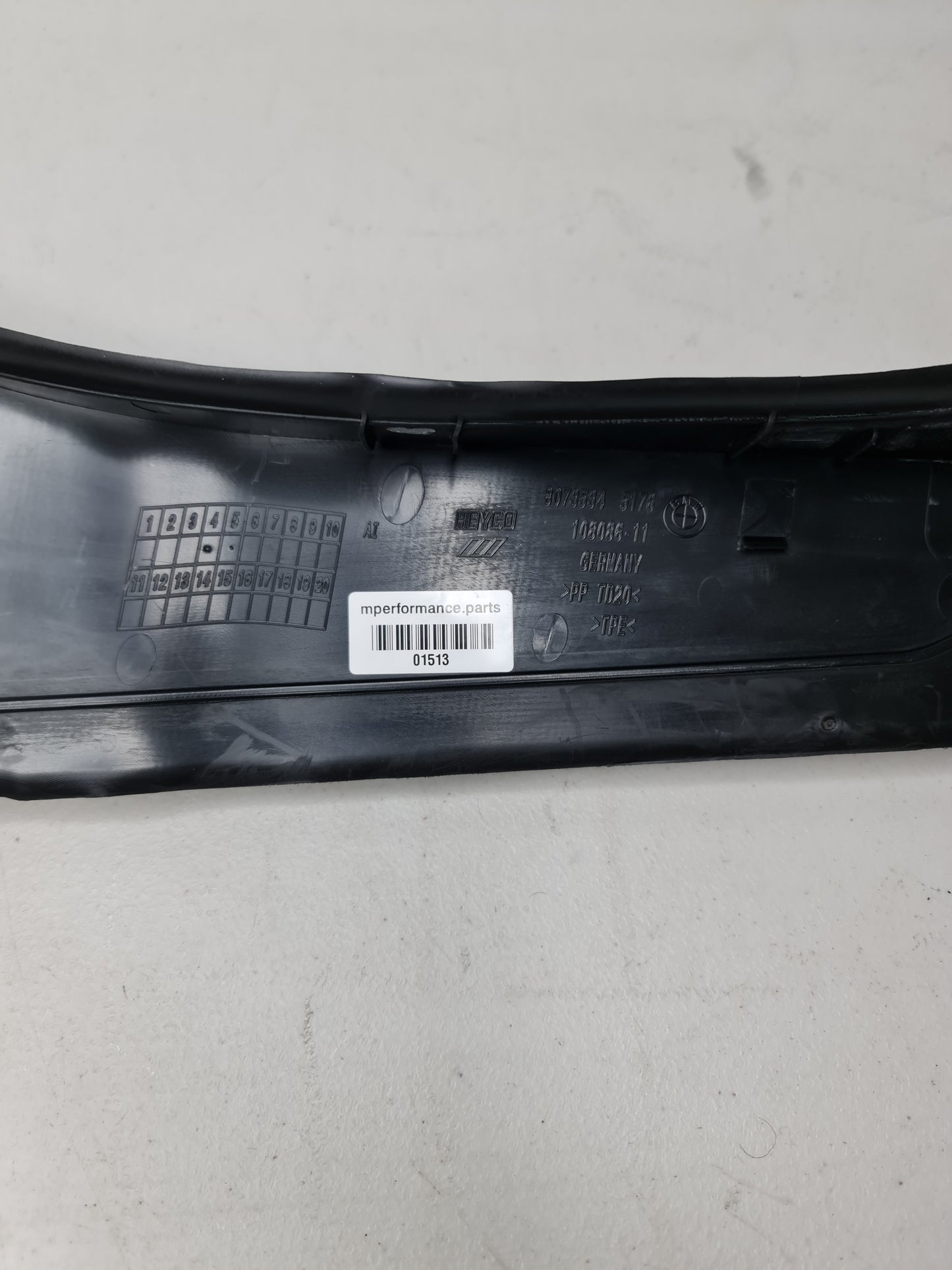 2019-2020 BMW M2 51-76-8-073-534 BMW 51768073534 SEALING SIDE PANEL RIGHT 8073534 - MPerformance.parts