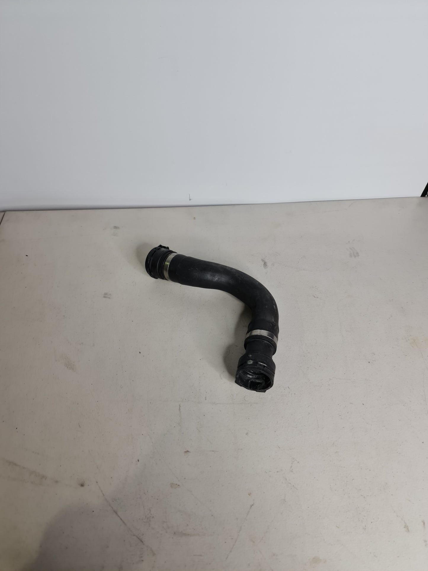 04-10 BMW 5 series X5 4.8L V8 ENGINE COOLING RADIATOR WATER COOLANT HOSE 7508036 - MPerformance.parts