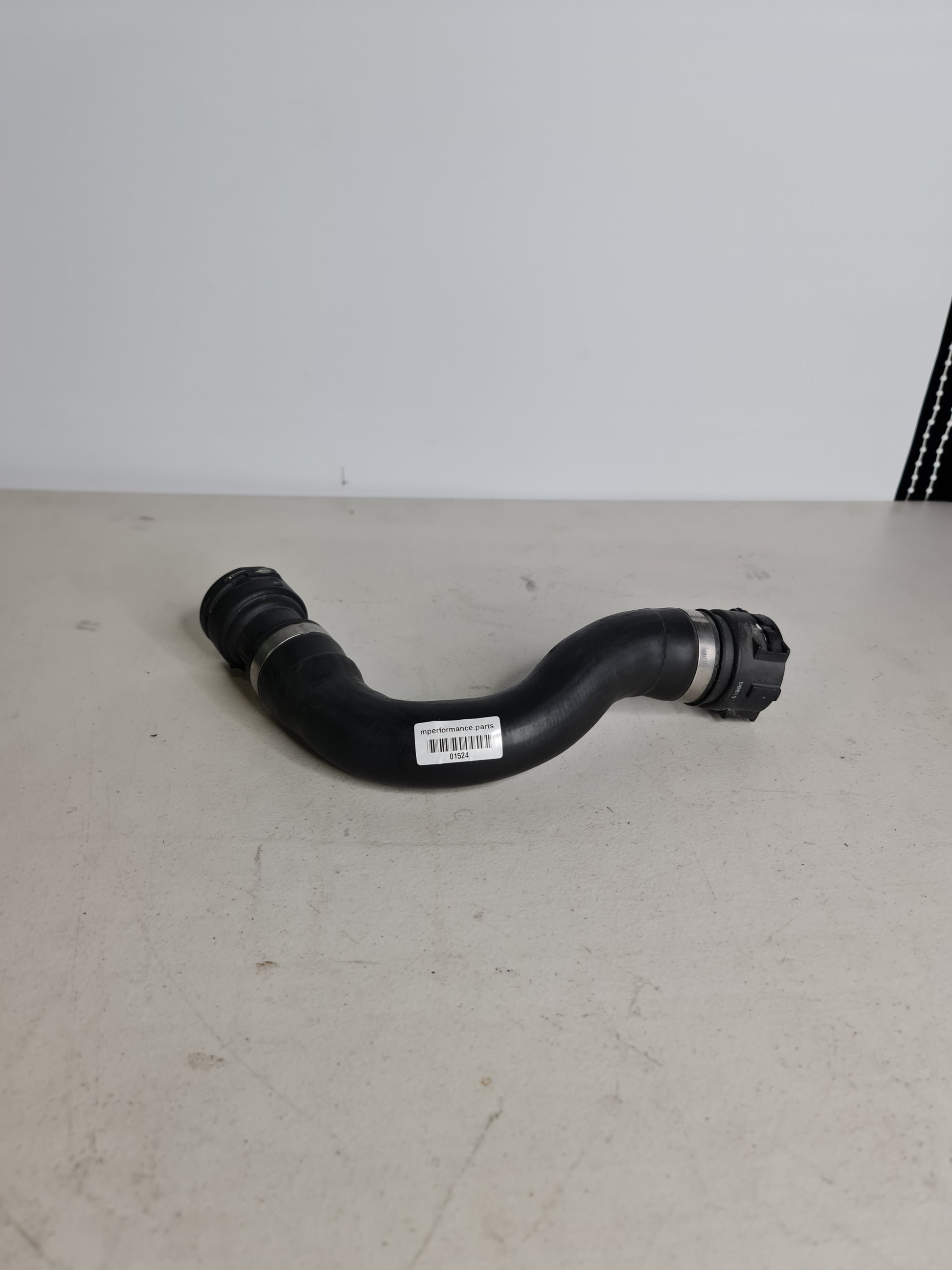 04-10 BMW 5 series X5 4.8L V8 ENGINE COOLING RADIATOR WATER COOLANT HOSE 7508036 - MPerformance.parts