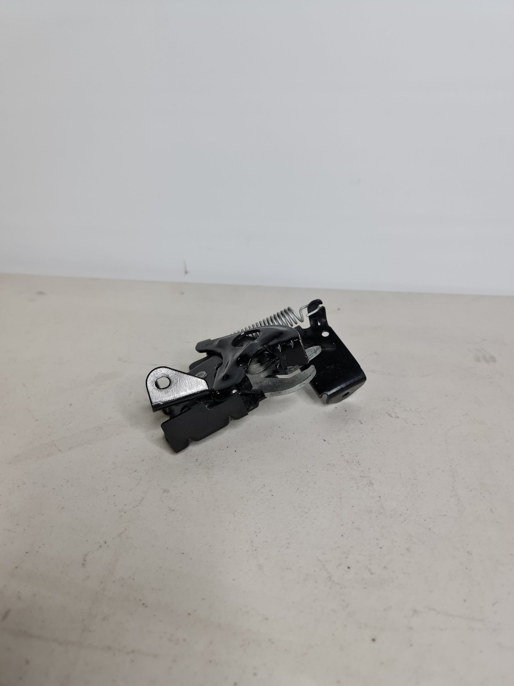 2012-2020 BMW 51-23-7-242-549 BMW 51237242549 Right Lower Hood Lock 7242549 11  231319 - MPerformance.parts