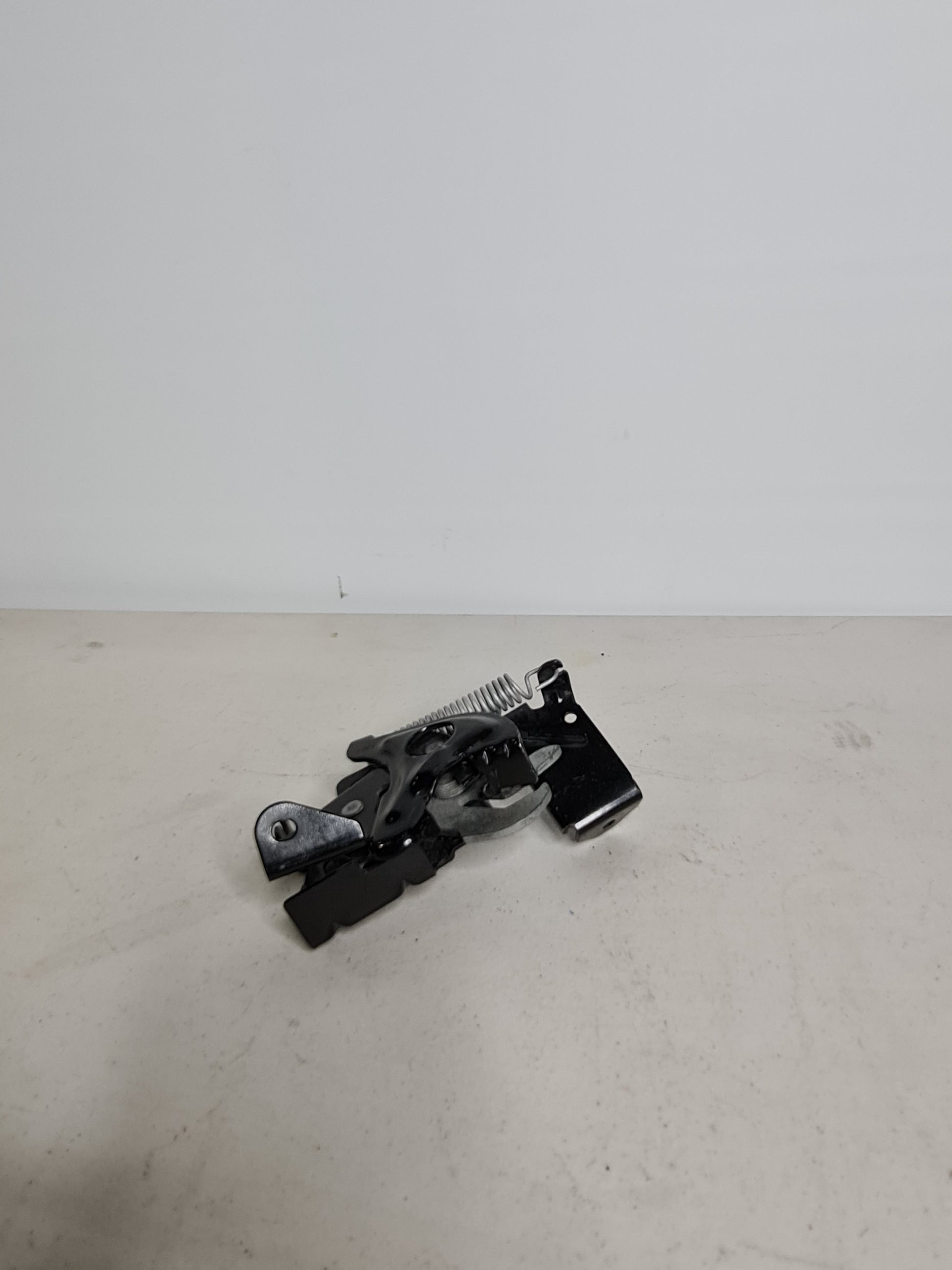 2012-2020 BMW 51-23-7-242-549 BMW 51237242549 Right Lower Hood Lock 7242549 11  231319 - MPerformance.parts