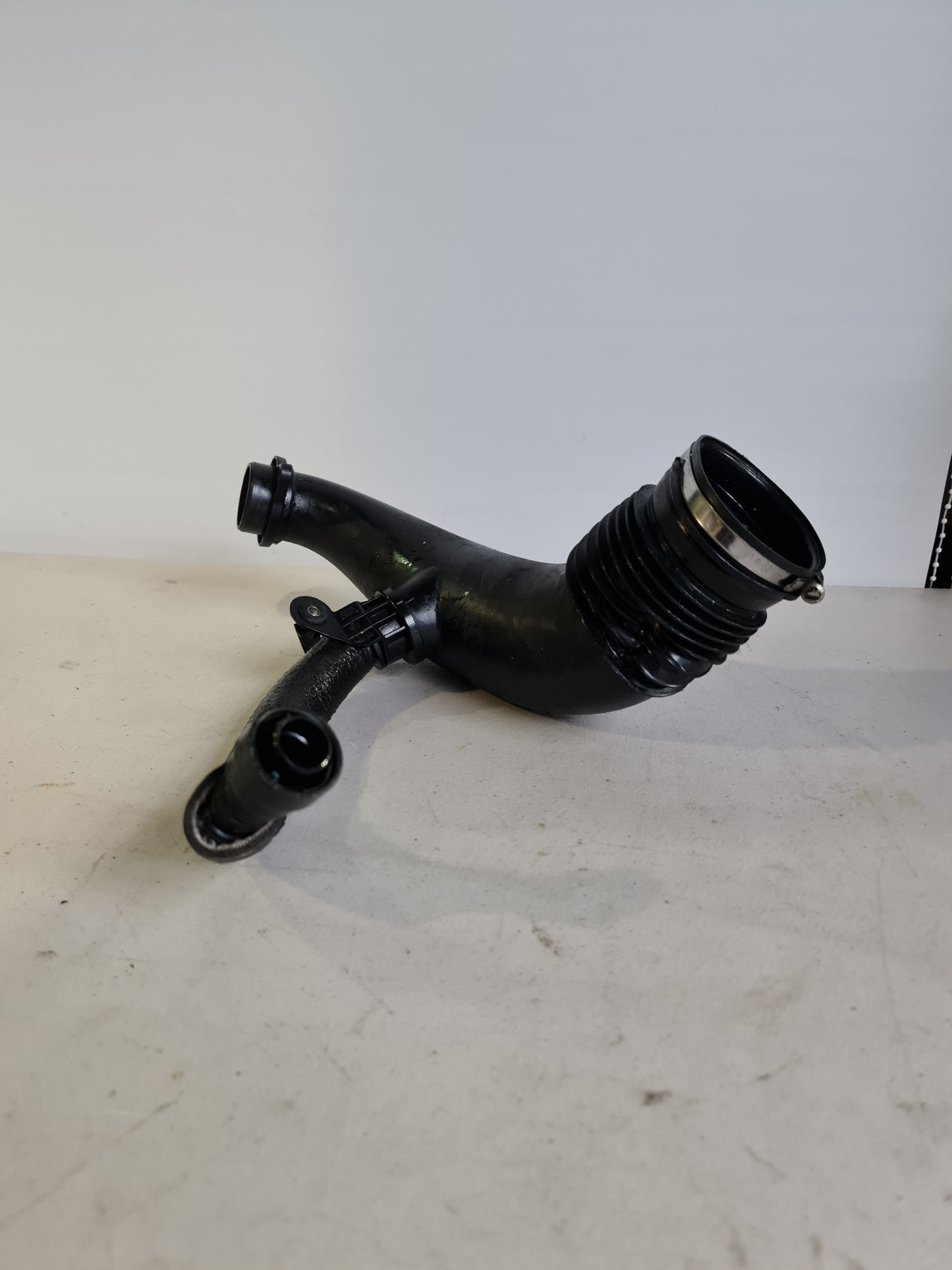 2015-2020 BMW 13-71-7-846-270 BMW 13717846270 Filtered Air Pipe 7846270 02 - MPerformance.parts