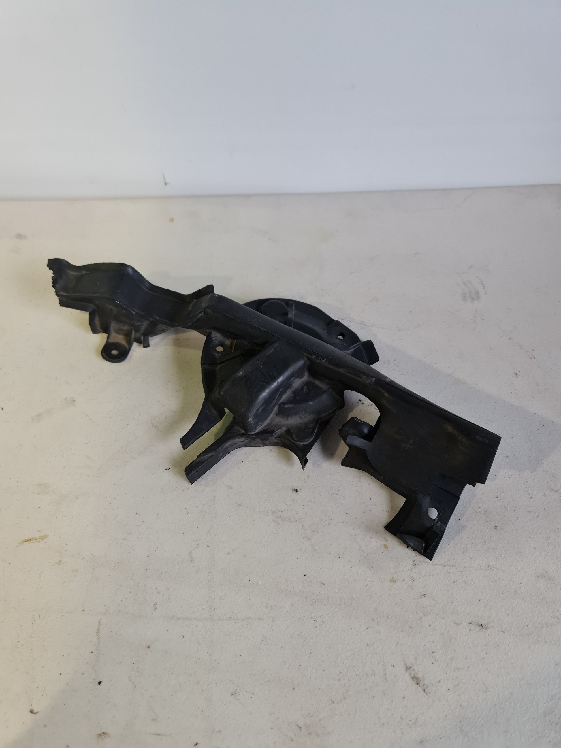 2015-2018 BMW 51-76-8-058-561 BMW 51768058561 Left Engine Hood Sealing 8058561 180685 - MPerformance.parts