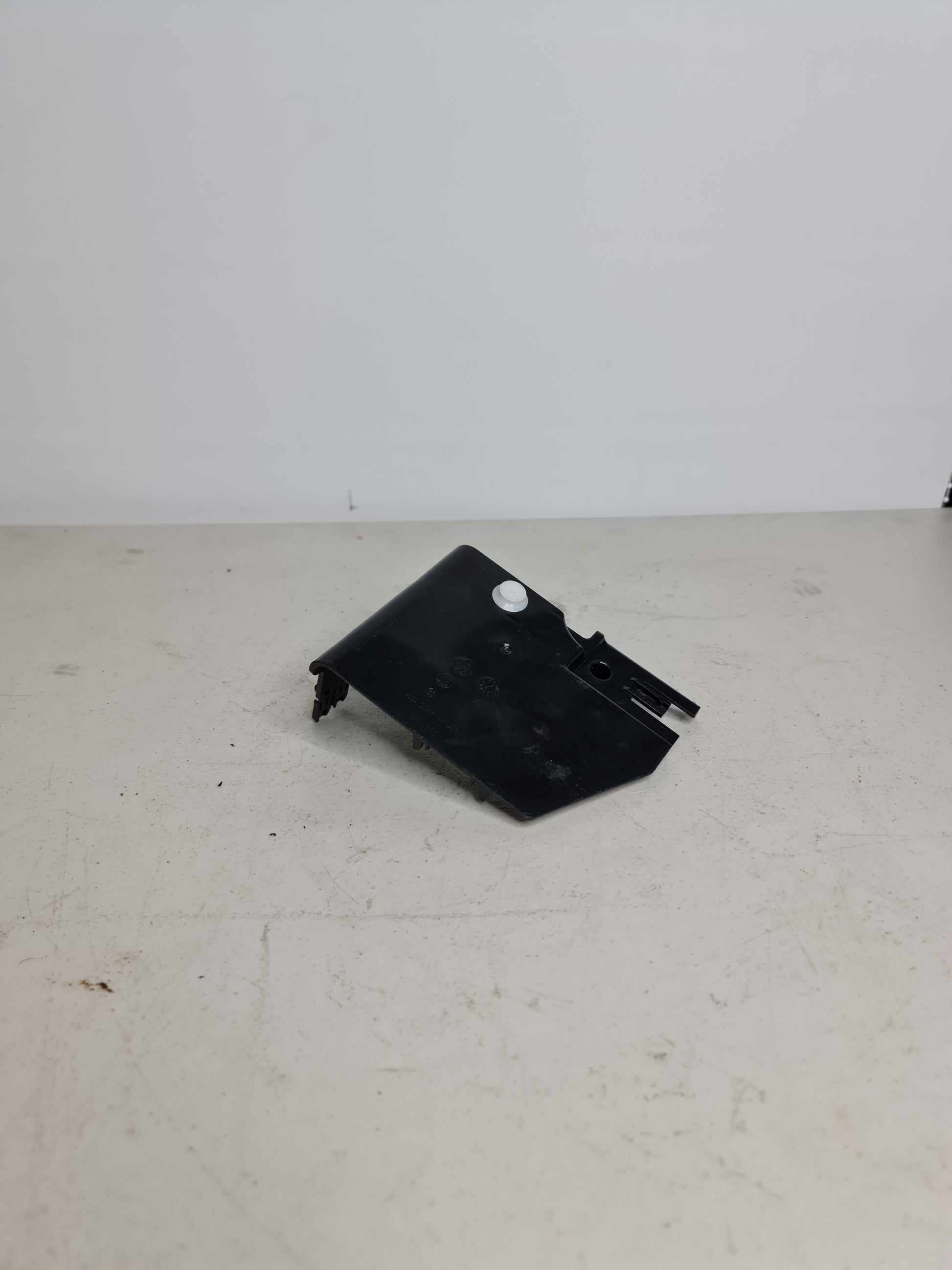 BMW F30 335i ACTIVE HYBRID 3 SERIES FEM CONTROL UNIT COVER 9227646 61359227646 - MPerformance.parts