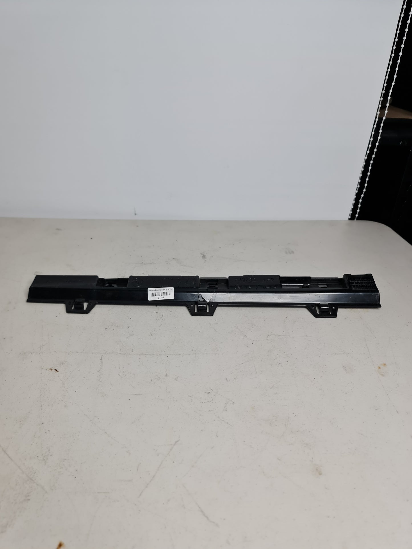 BMW 4 F32 M SIDE SKIRT LEFT ROCKER MOLDING SUPPORT - MPerformance.parts