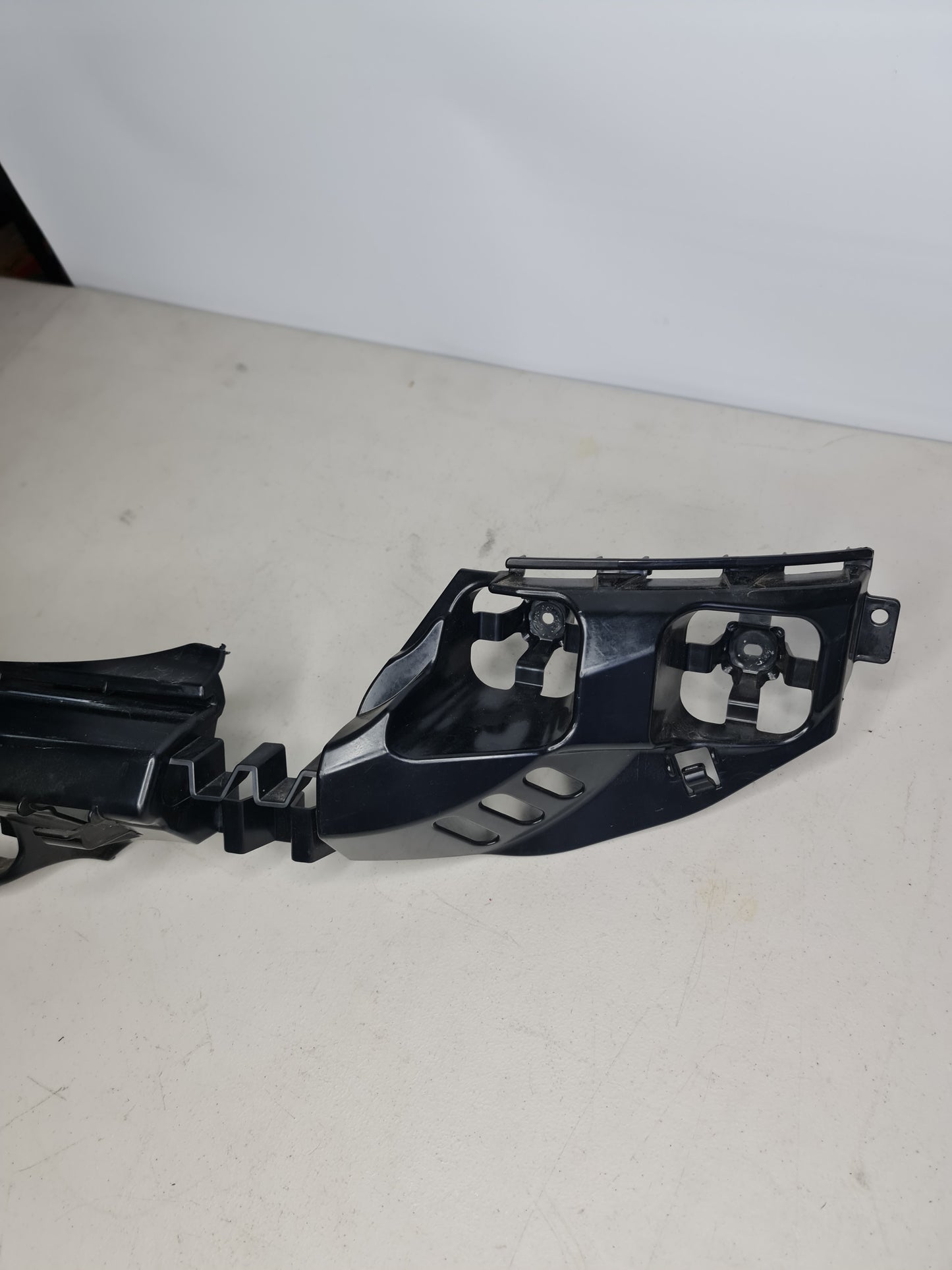 2014-2020 BMW 51-12-7-285-532 BMW 51127285532 Guide, Centre Rear 7285532 - MPerformance.parts