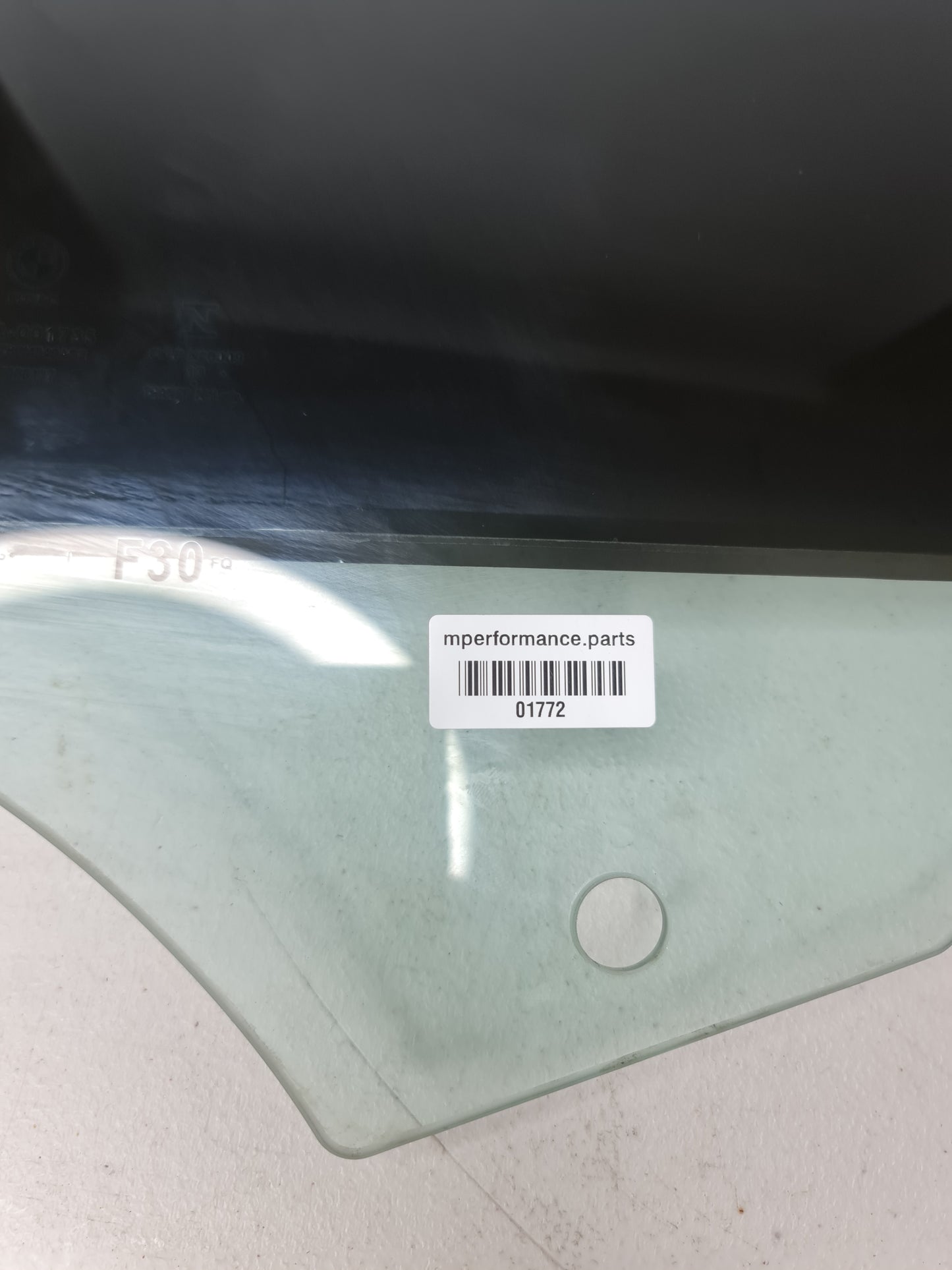 13-18 BMW M3 F80 FRONT LEFT DRIVER SIDE DOOR GLASS WINDOW