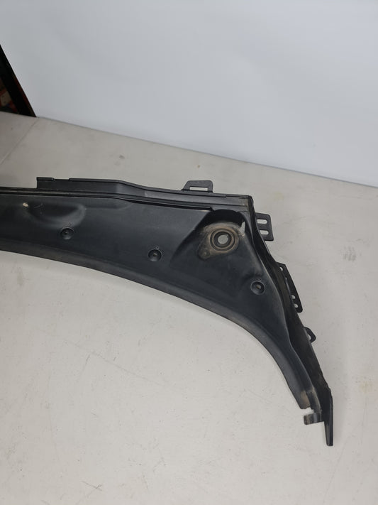 BMW F80 M3 SEDAN FRONT WINDSHIELD VENT COWL COVER TRIM PANEL - 748506-10 - MPerformance.parts