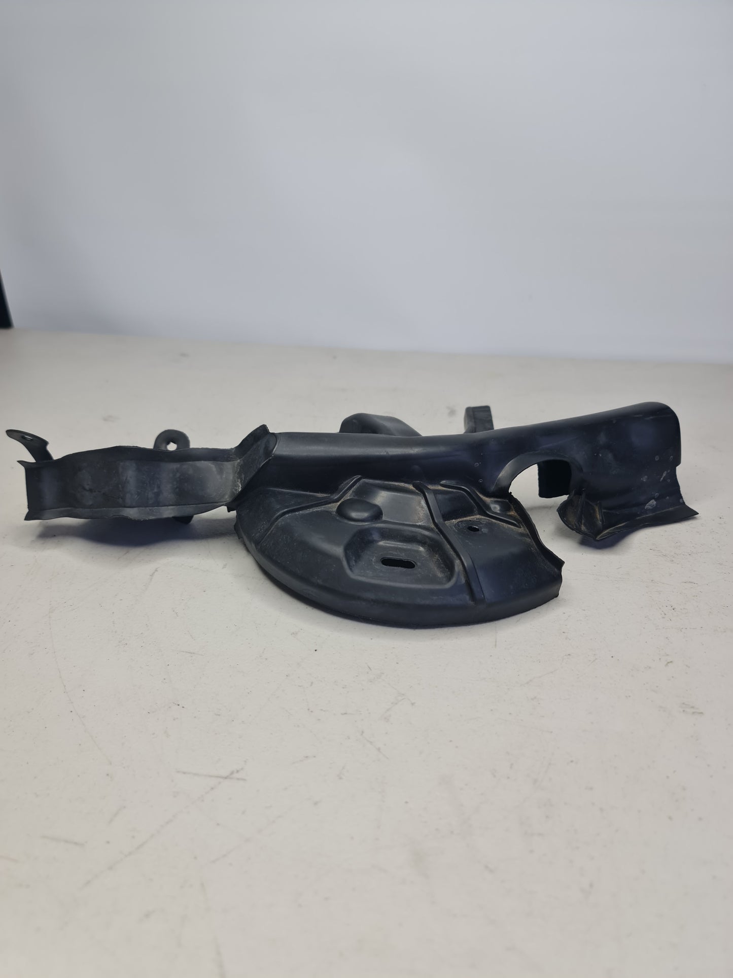 2015-2020 BMW 51-76-8-066-662 BMW 51768066662 Right Engine Hood Sealing 8066662 - MPerformance.parts