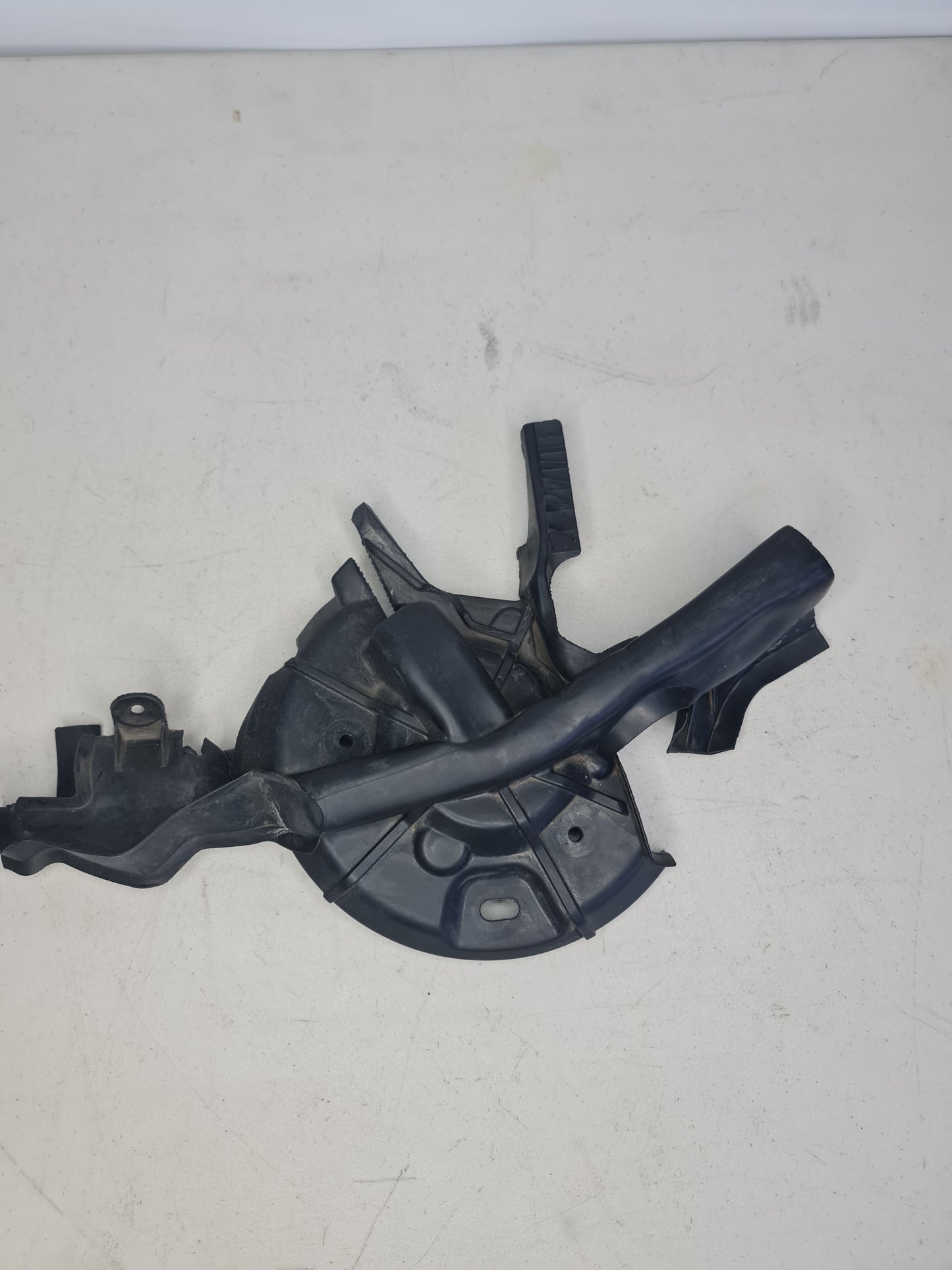 2015-2020 BMW 51-76-8-066-662 BMW 51768066662 Right Engine Hood Sealing 8066662 - MPerformance.parts