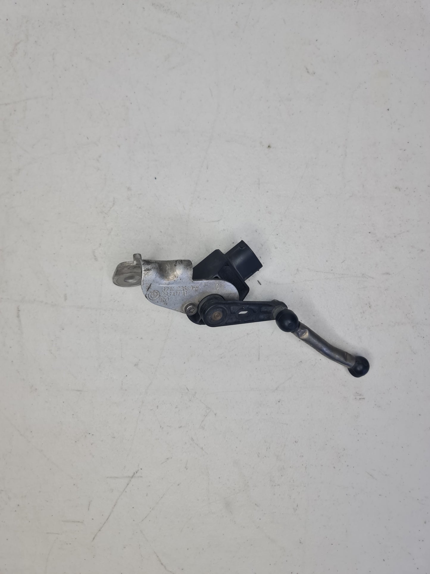 2015-2020 BMW 37-14-2-284-257 BMW 37142284257 Bracket, Level Sensor Front - MPerformance.parts