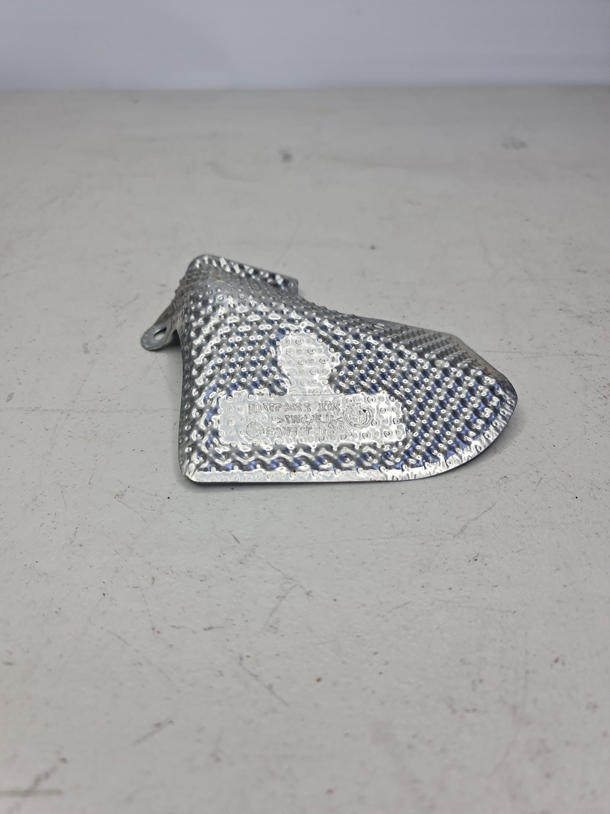 2015-2020 BMW 28-00-2-284-637 BMW 28002284637 Heat Resistant Plate 2284687 10 - MPerformance.parts