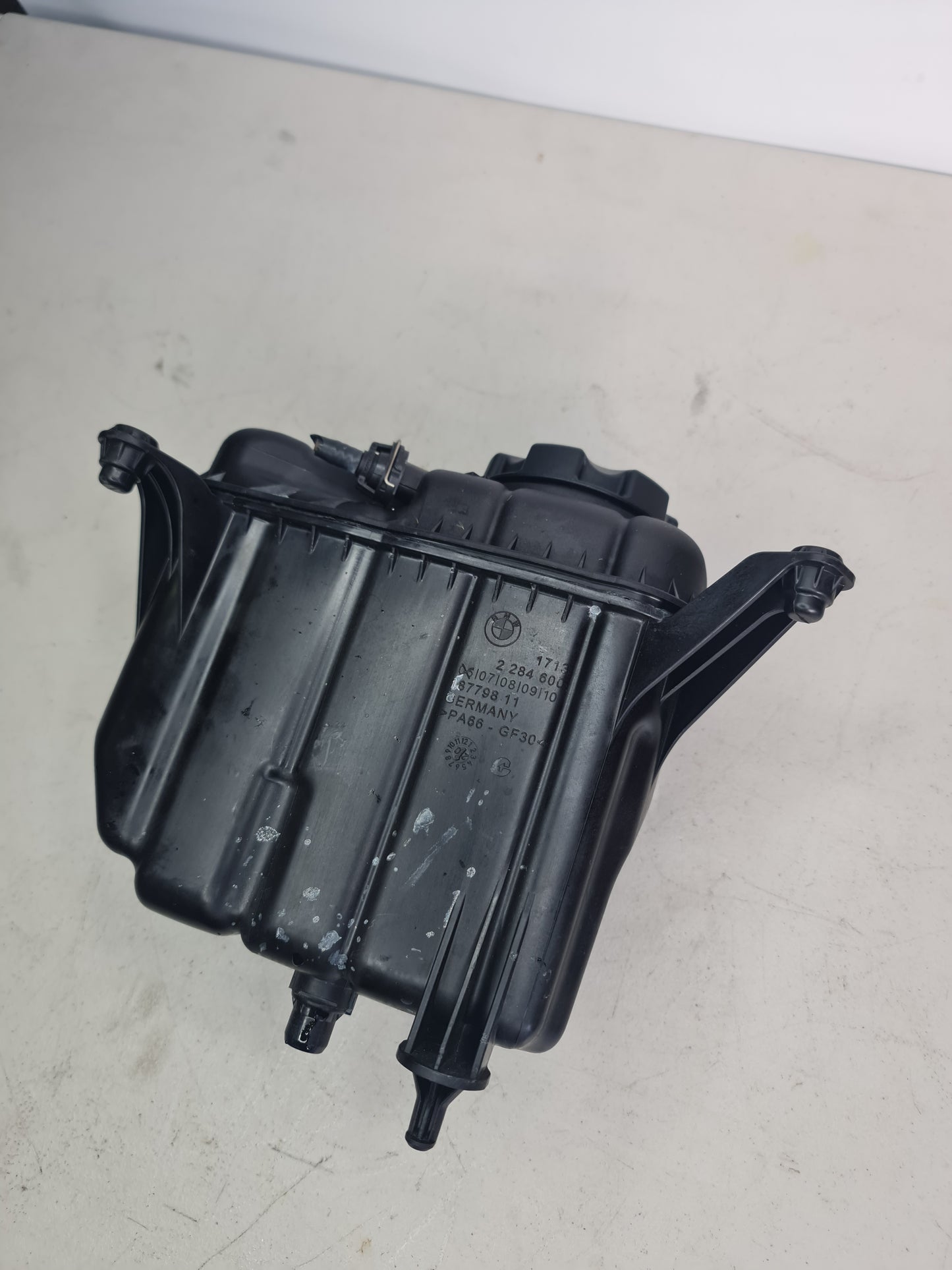 2015-2020 BMW 17-13-2-284-600 BMW 17132284600 Coolant Expansion Tank 2284600 - MPerformance.parts