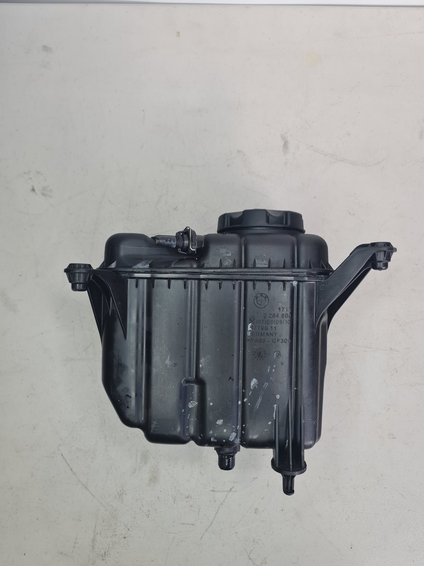 2015-2020 BMW 17-13-2-284-600 BMW 17132284600 Coolant Expansion Tank 2284600 - MPerformance.parts