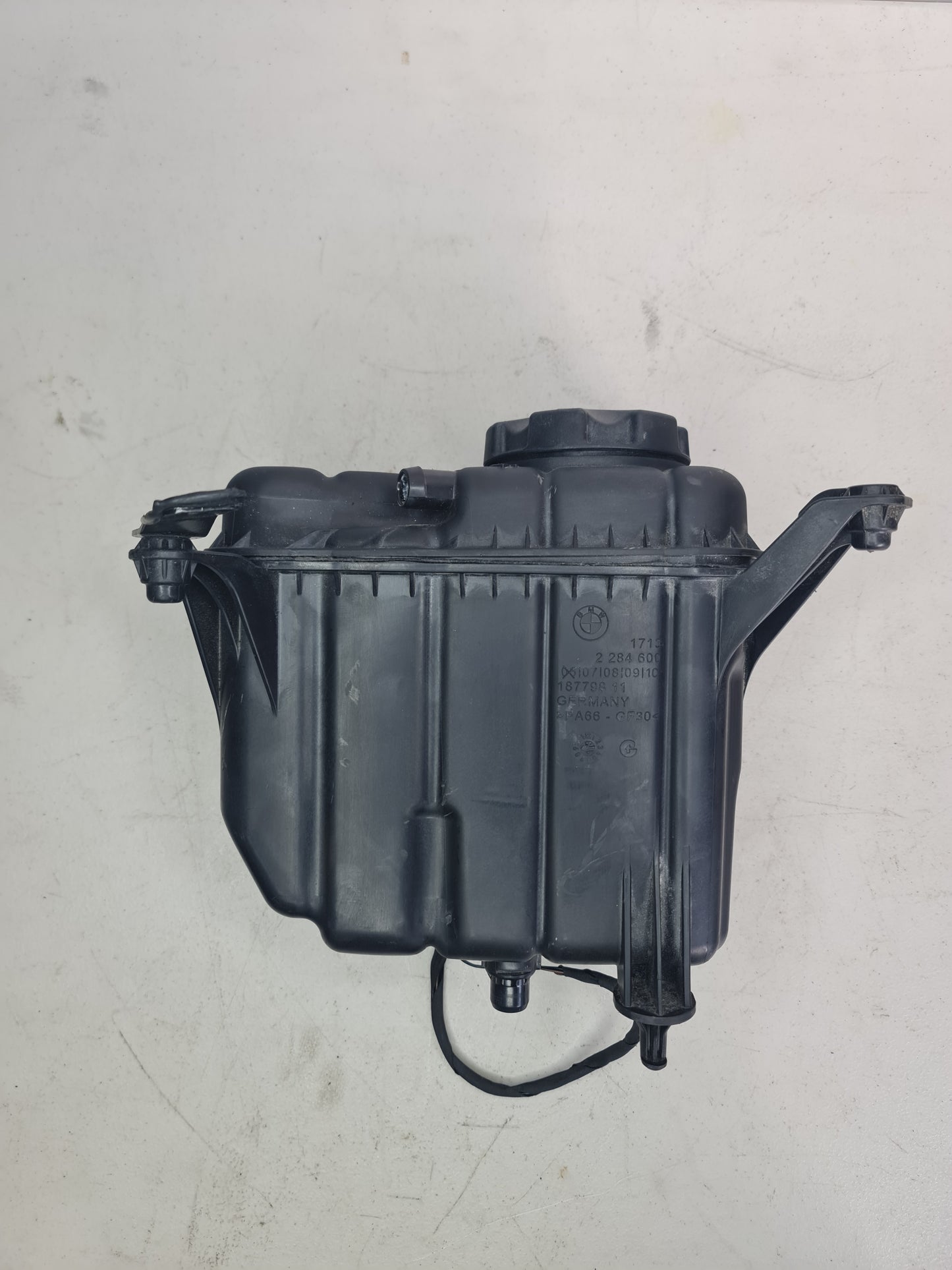 2015-2020 BMW 17-13-2-284-600 BMW 17132284600 Coolant Expansion Tank 2284600 - MPerformance.parts