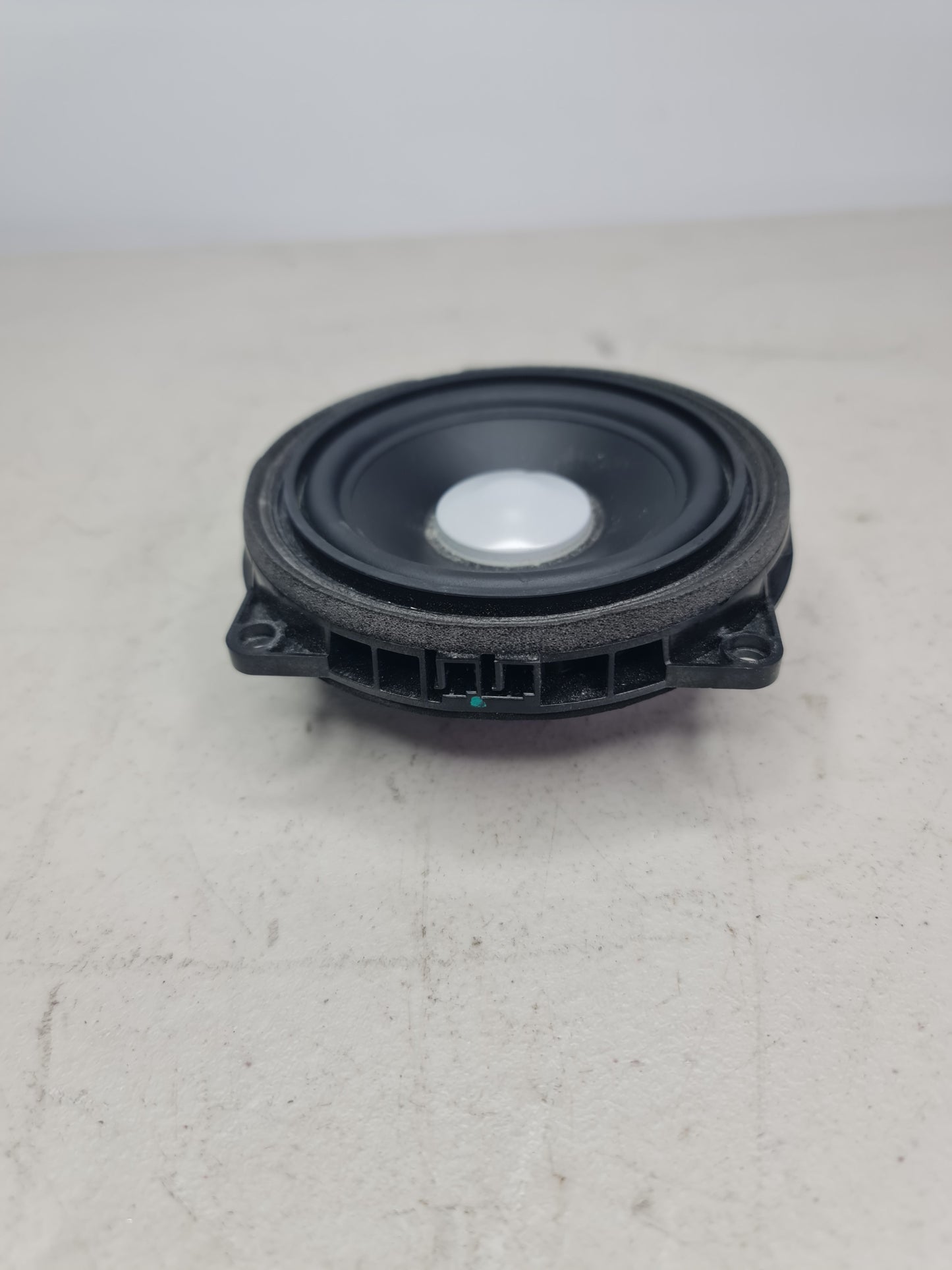 2012-2020 BMW 65-13-9-364-956 BMW 65139364956 Mid-Range Speaker Harman Kardon 9364956 01 - MPerformance.parts