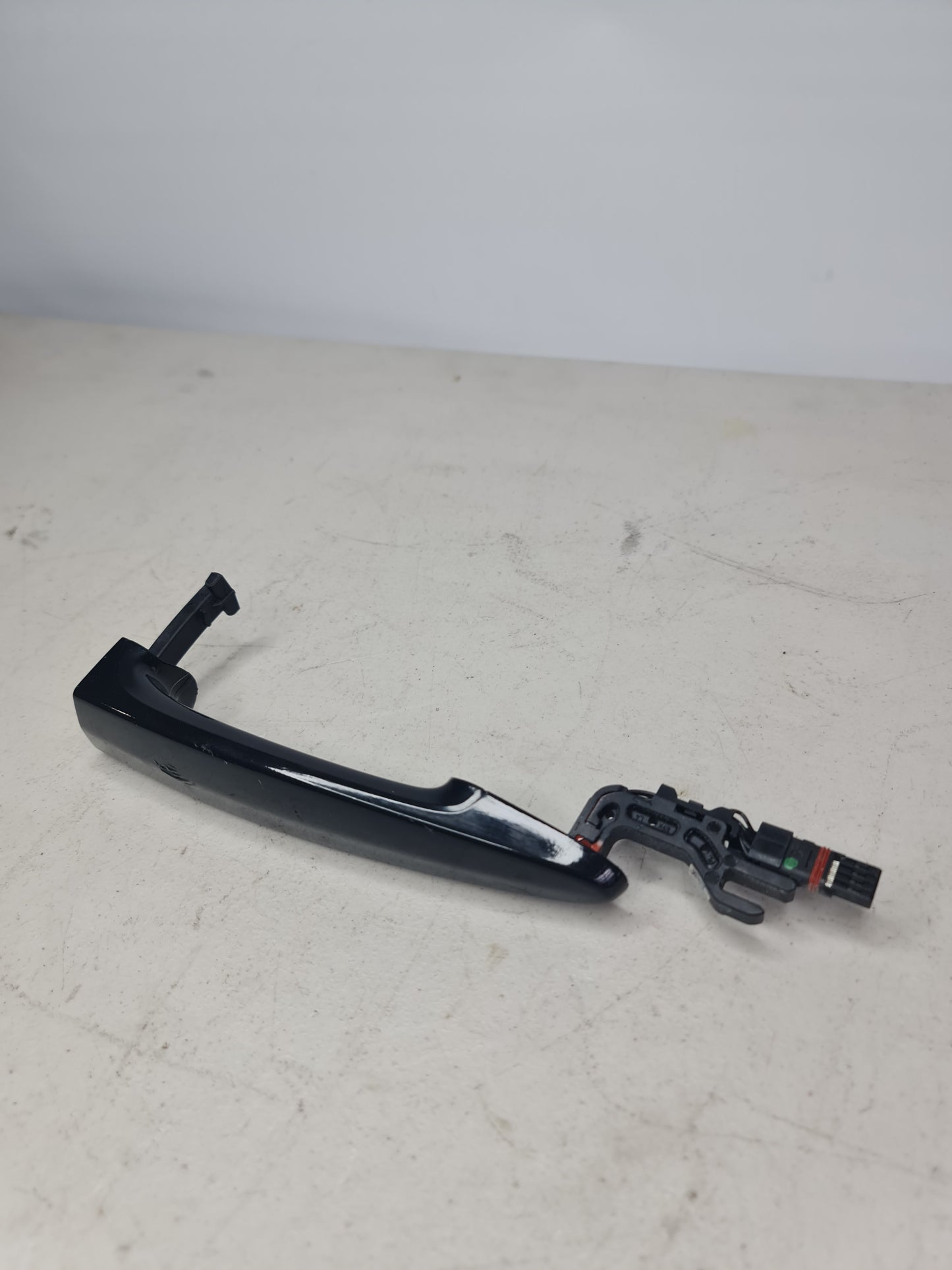 BMW F20 F22 F30 F32 F80 F87 M2 Front Exterior Door Handle - 14750390 - MPerformance.parts