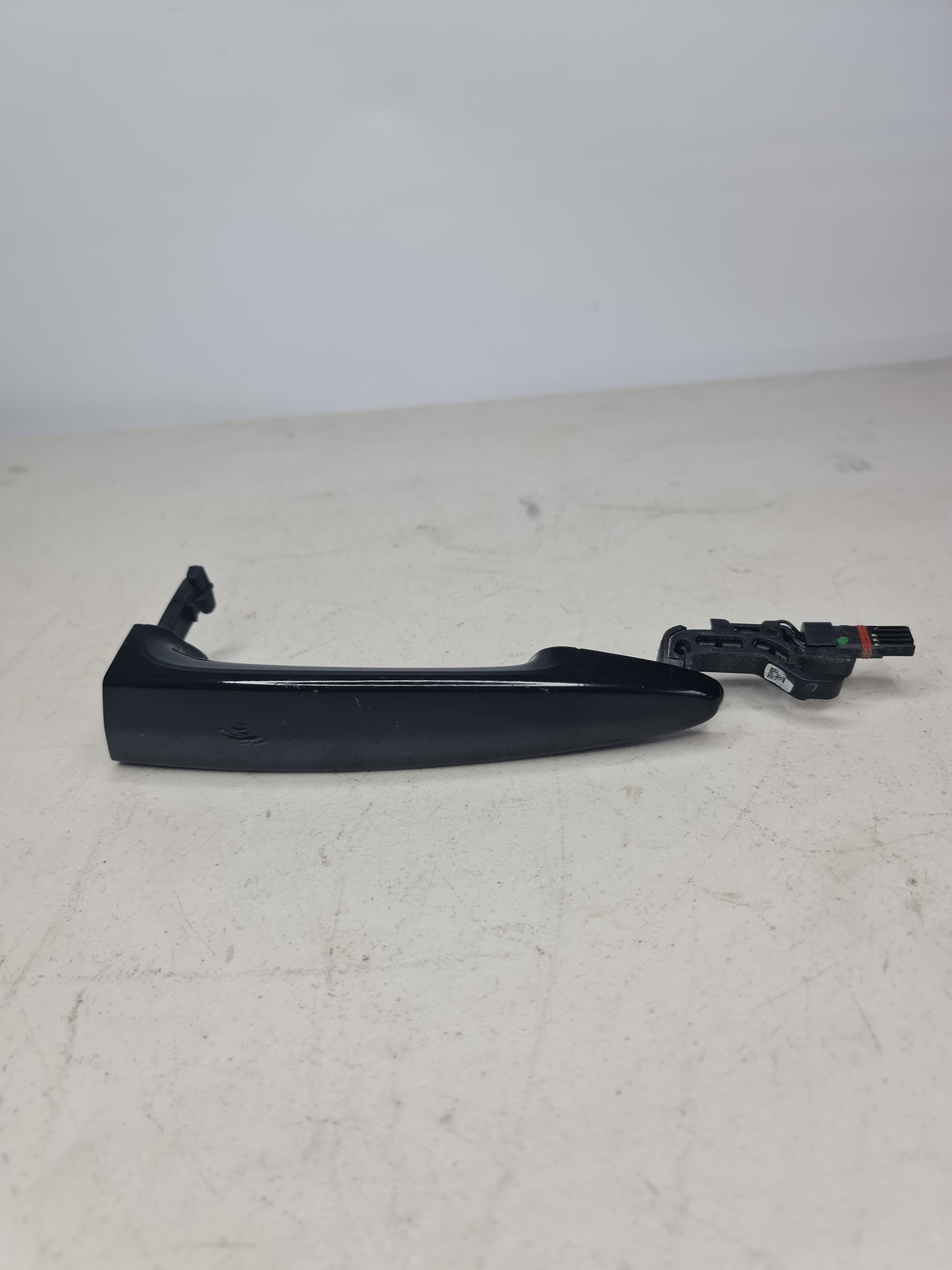 BMW F20 F22 F30 F32 F80 F87 M2 Front Exterior Door Handle - 14750390 - MPerformance.parts