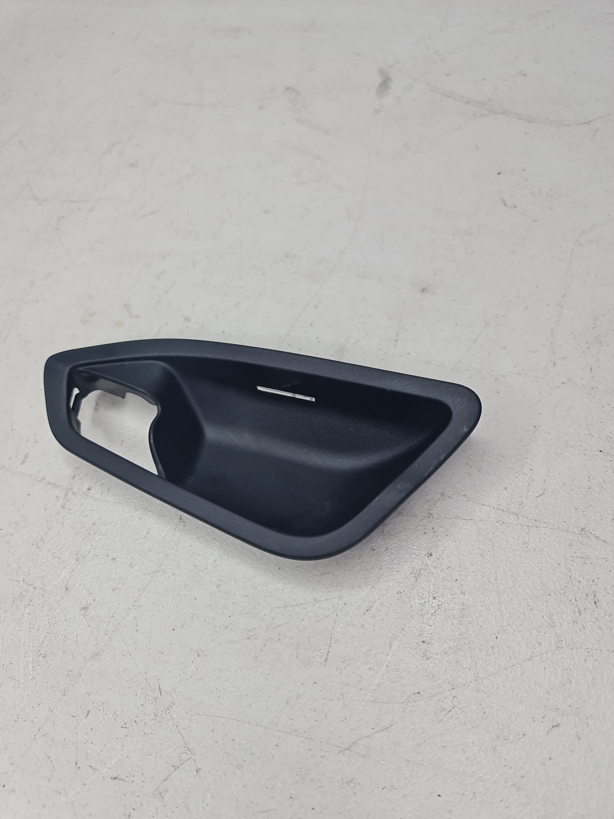 BMW 1 SERIES F20 INTERIOR DOOR HANDLE TRIM 14290410 - MPerformance.parts