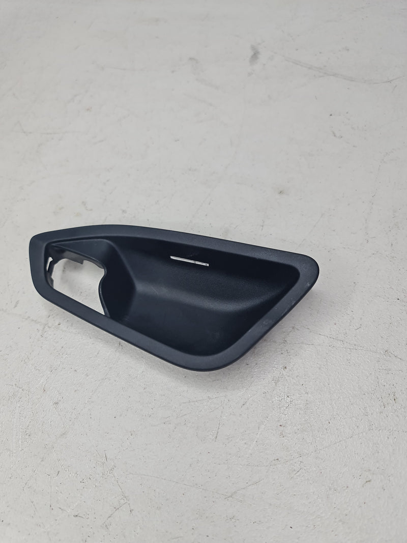 BMW 1 SERIES F20 INTERIOR DOOR HANDLE TRIM 14290410 - MPerformance.parts