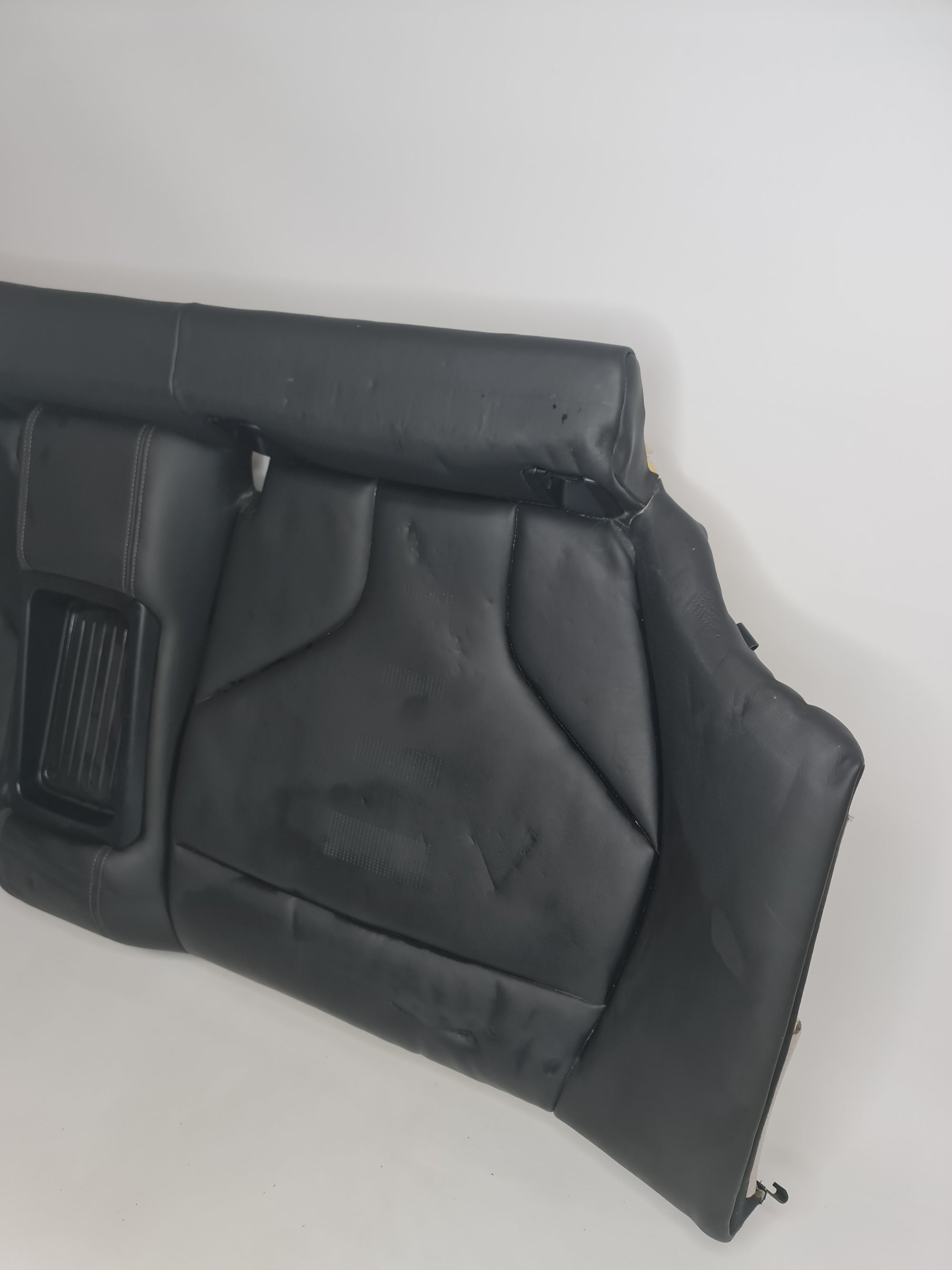 15-20 BMW F82 M4 REAR SEAT LOWER CUSHION MERINO LEATHER BOTTOM BENCH - MPerformance.parts
