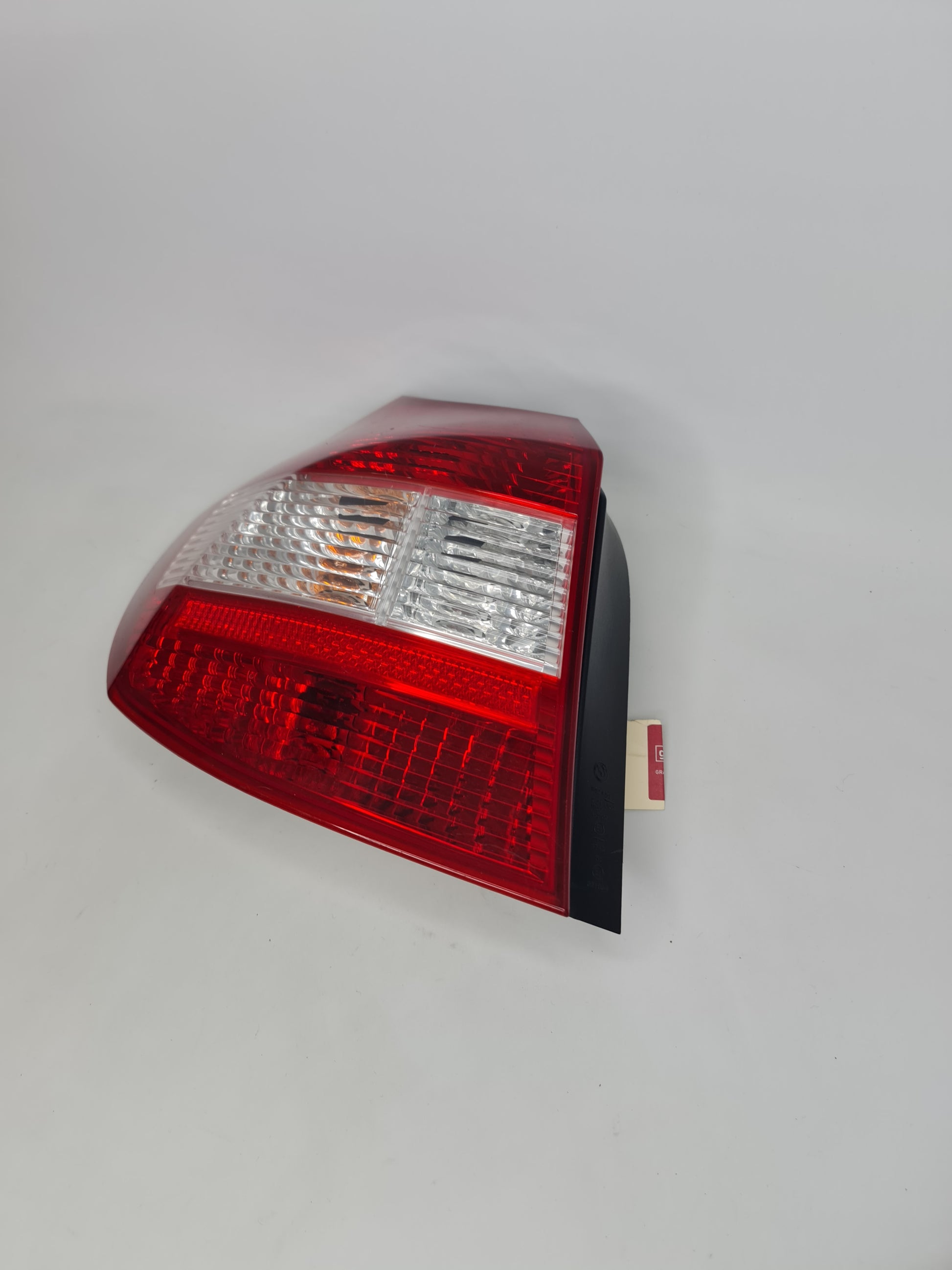 63-21-6-924-501 BMW 63216924501 TAIL LIGHT LEFT 6924501 10 - MPerformance.parts