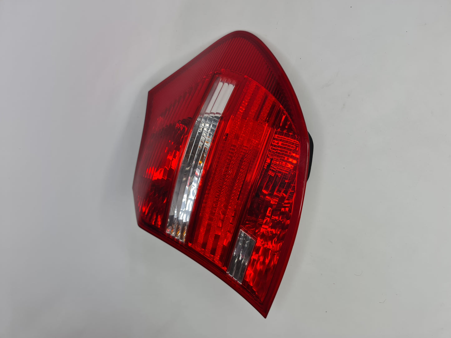 BMW 1 Series E81 E87 Rear Tail Light Right Side Taillight 7164956 63217164956 7164956 04 - MPerformance.parts