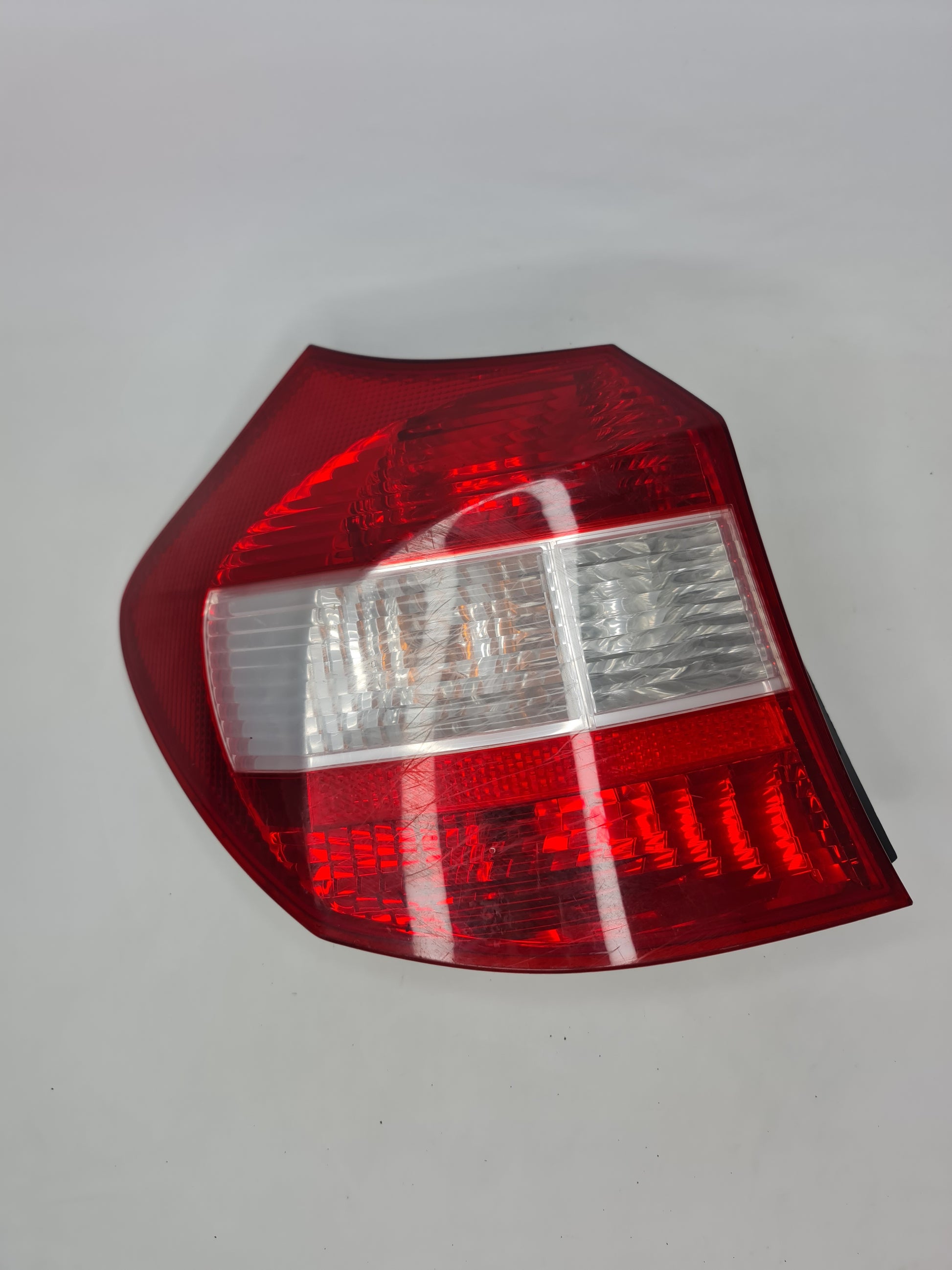 63-21-6-924-501 BMW 63216924501 TAIL LIGHT LEFT 6924501 10 - MPerformance.parts