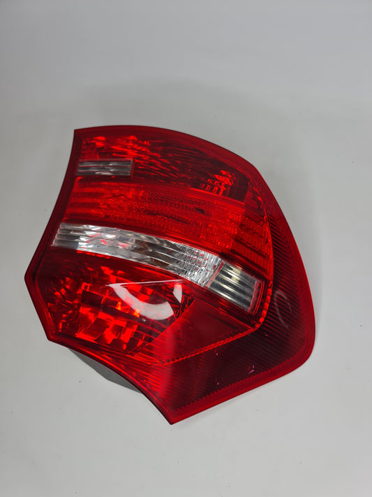 BMW 1 SERIES E87 LCI REAR PASSENGER LEFT SIDE TAIL LIGHT LAMP 7164955 #3E 63217164955 - MPerformance.parts